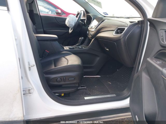 Photo 4 VIN: 2GNAXYEXXK6153751 - CHEVROLET EQUINOX 