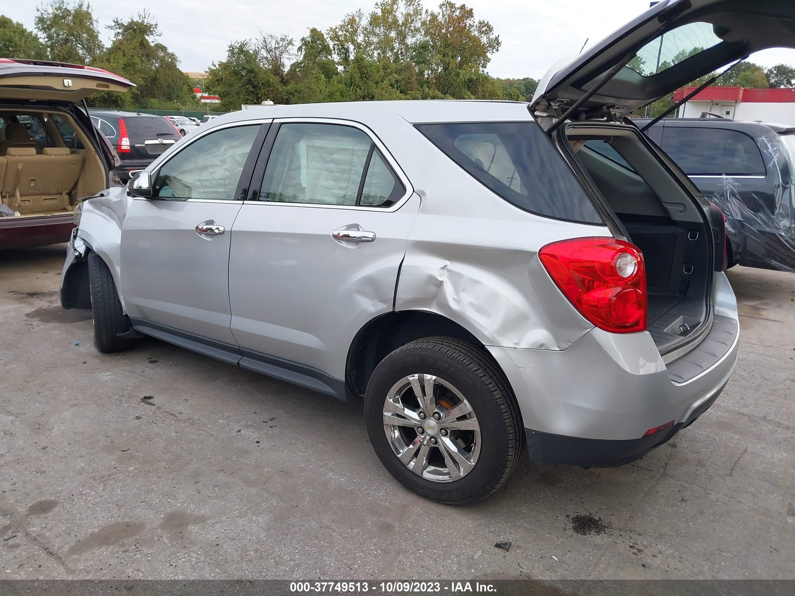 Photo 2 VIN: 2GNFLCEK0D6100715 - CHEVROLET EQUINOX 