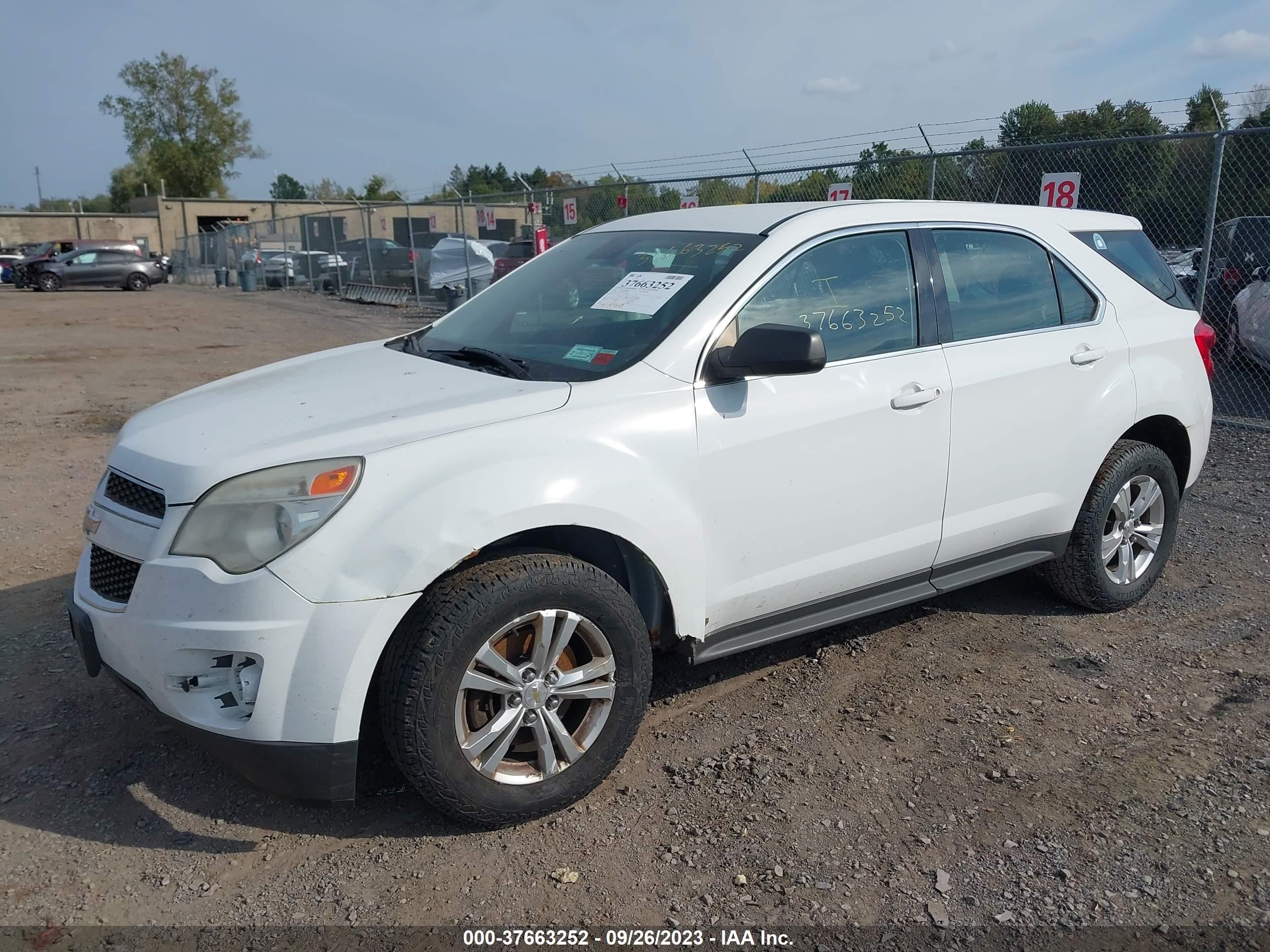 Photo 1 VIN: 2GNFLCEKXC6138256 - CHEVROLET EQUINOX 