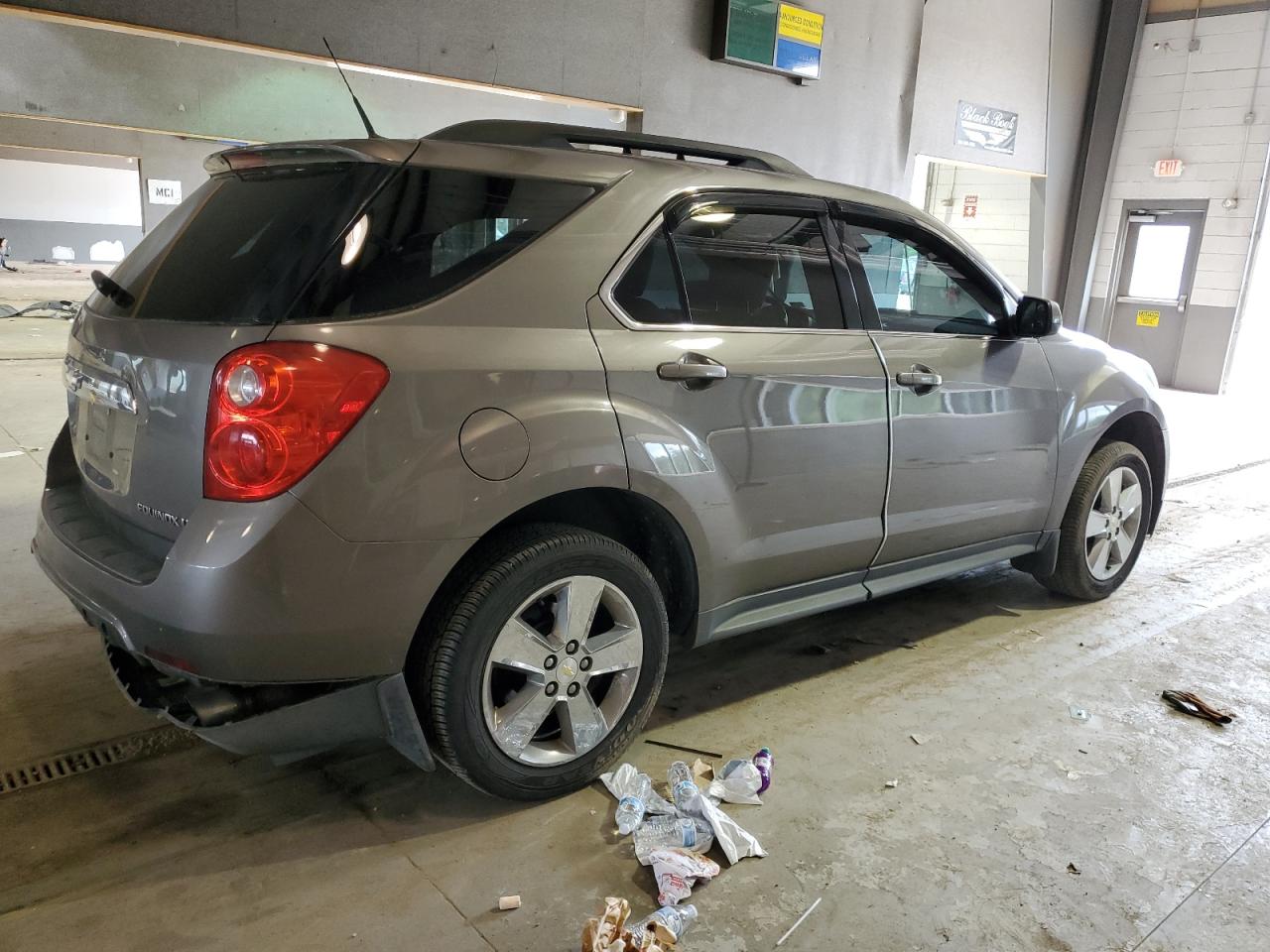 Photo 2 VIN: 2GNFLEE55C6222300 - CHEVROLET EQUINOX 