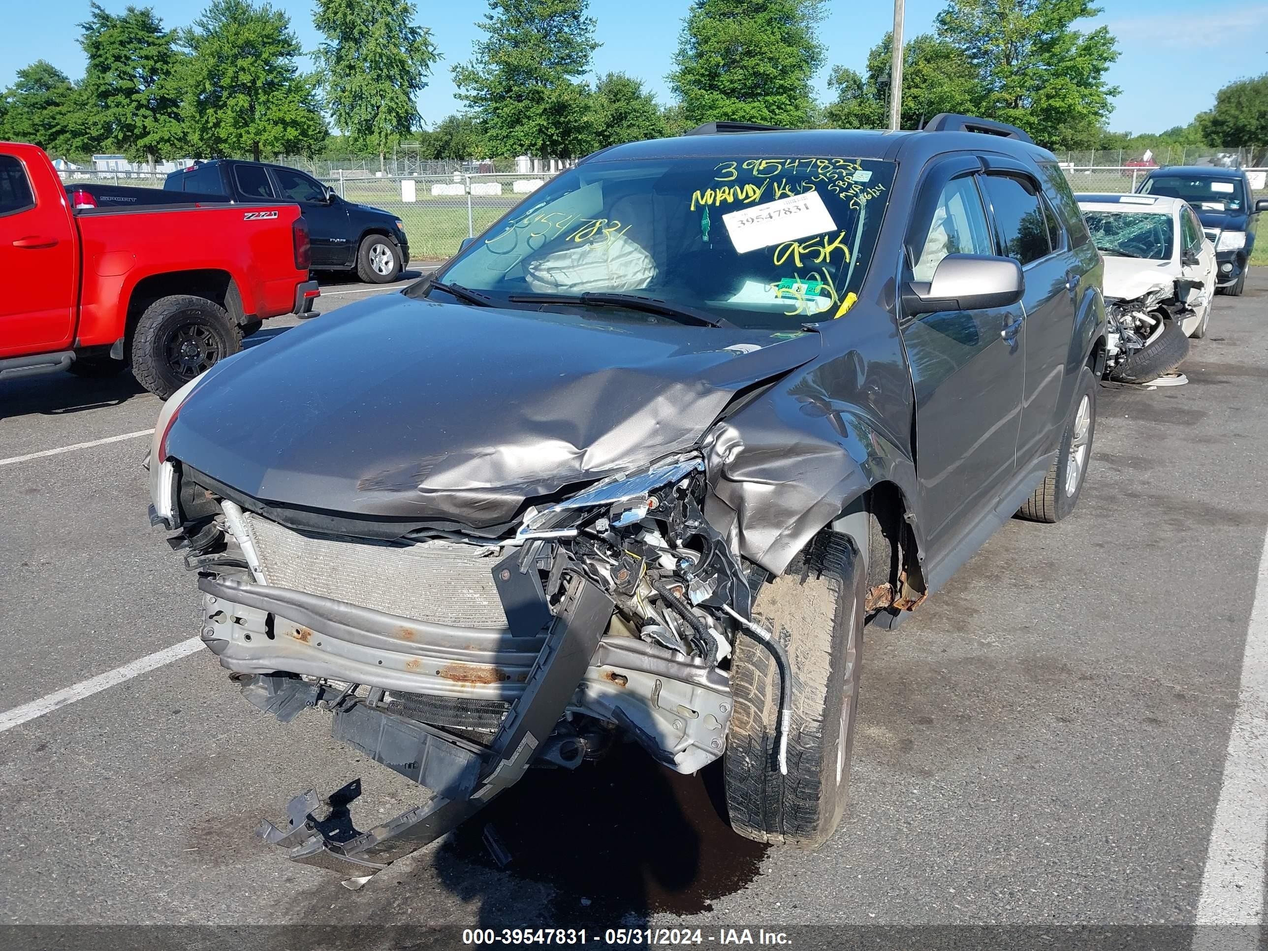 Photo 1 VIN: 2GNFLEE58C6157667 - CHEVROLET EQUINOX 