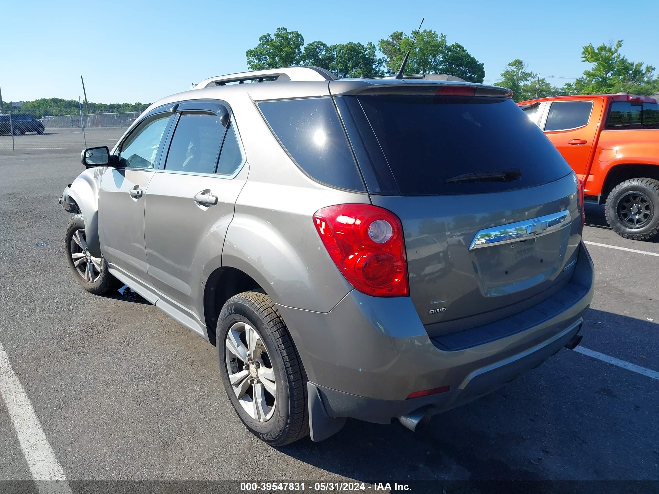 Photo 2 VIN: 2GNFLEE58C6157667 - CHEVROLET EQUINOX 