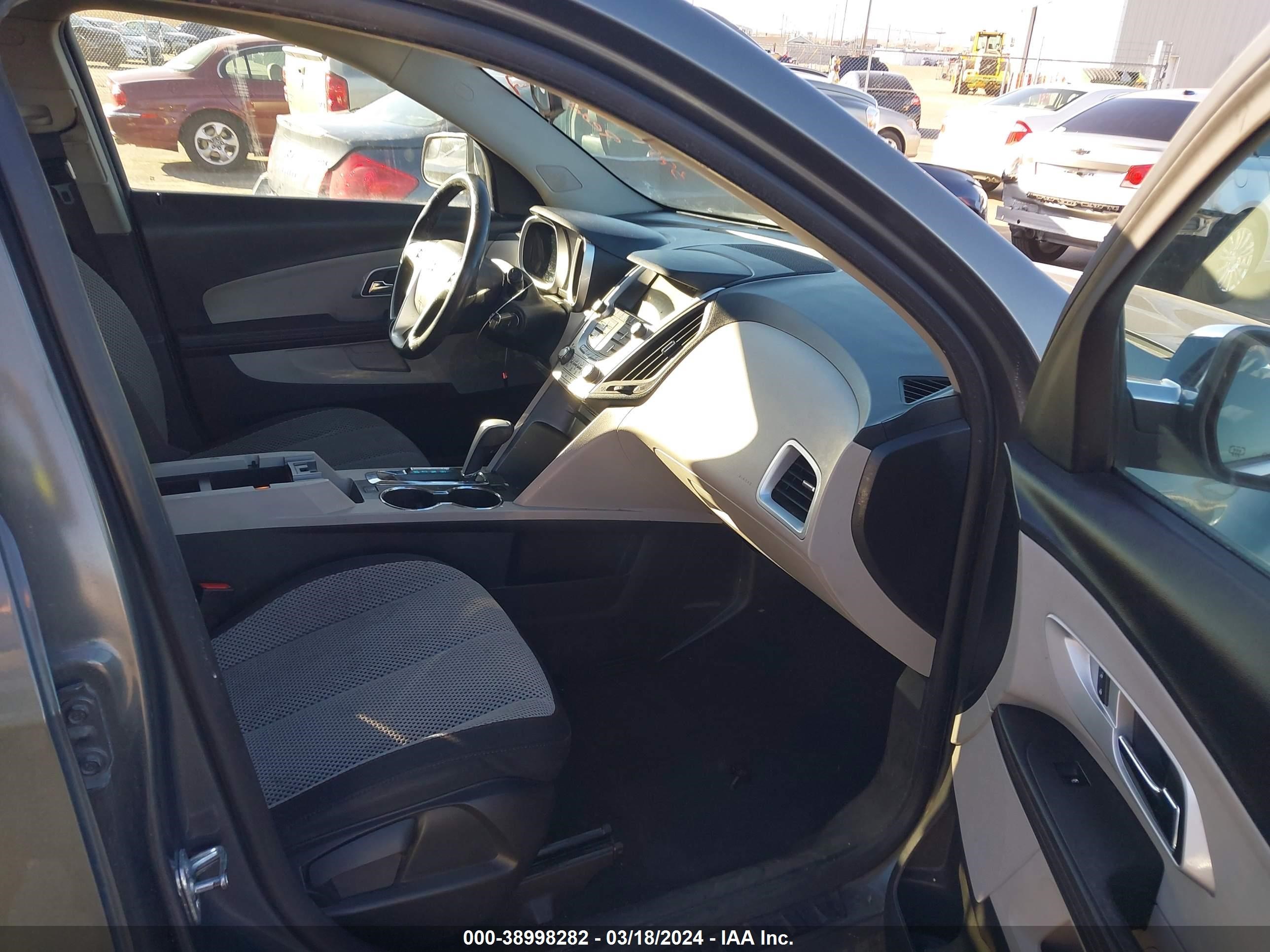 Photo 4 VIN: 2GNFLEEK0D6210708 - CHEVROLET EQUINOX 