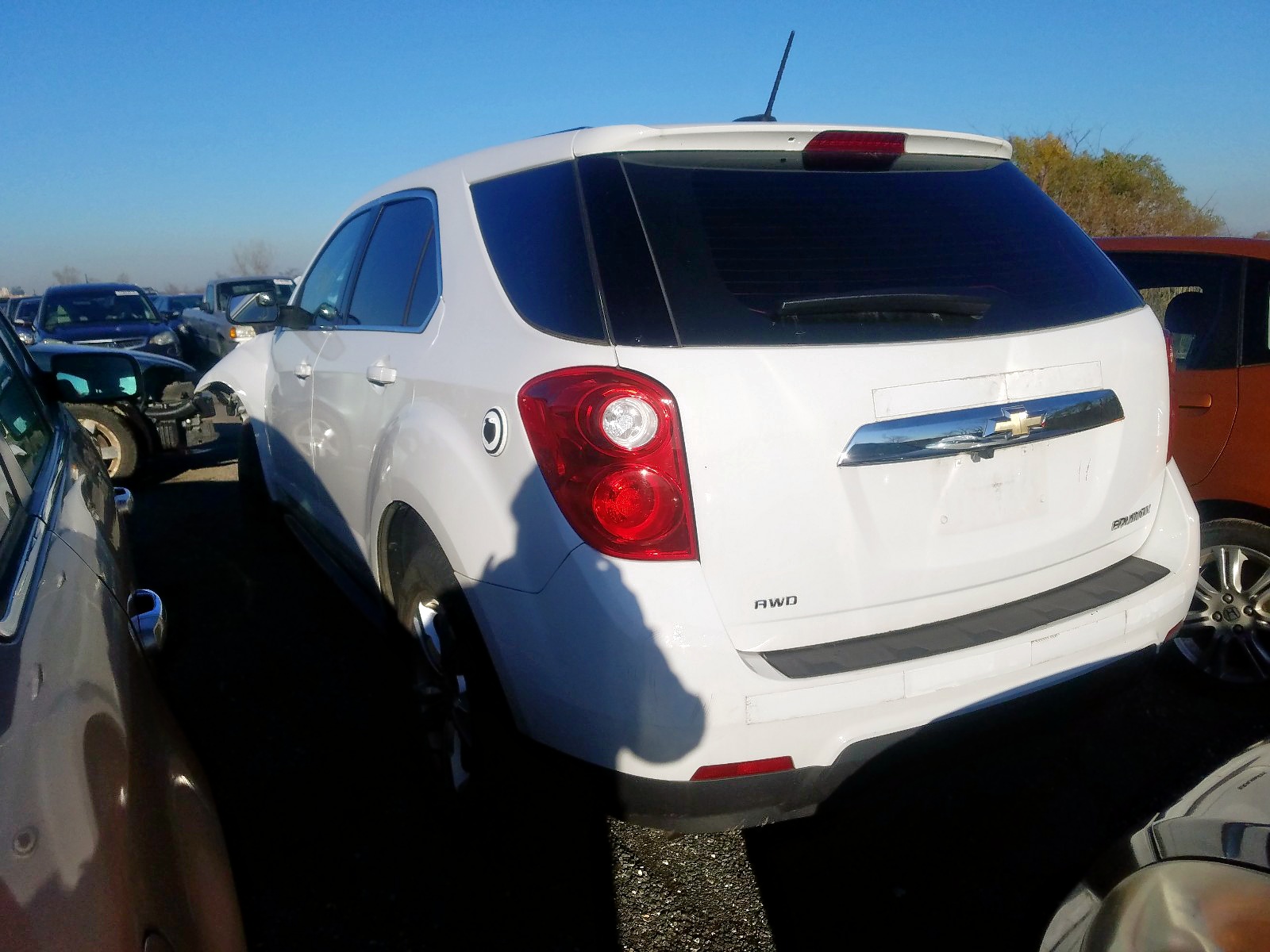 Photo 2 VIN: 2GNFLEEK0F6420177 - CHEVROLET EQUINOX LS 