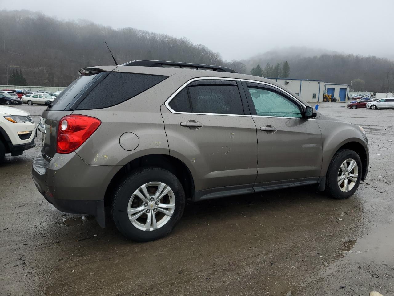 Photo 2 VIN: 2GNFLEEK3C6220468 - CHEVROLET EQUINOX 