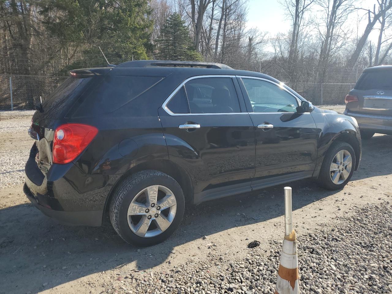 Photo 2 VIN: 2GNFLEEK3D6343432 - CHEVROLET EQUINOX 