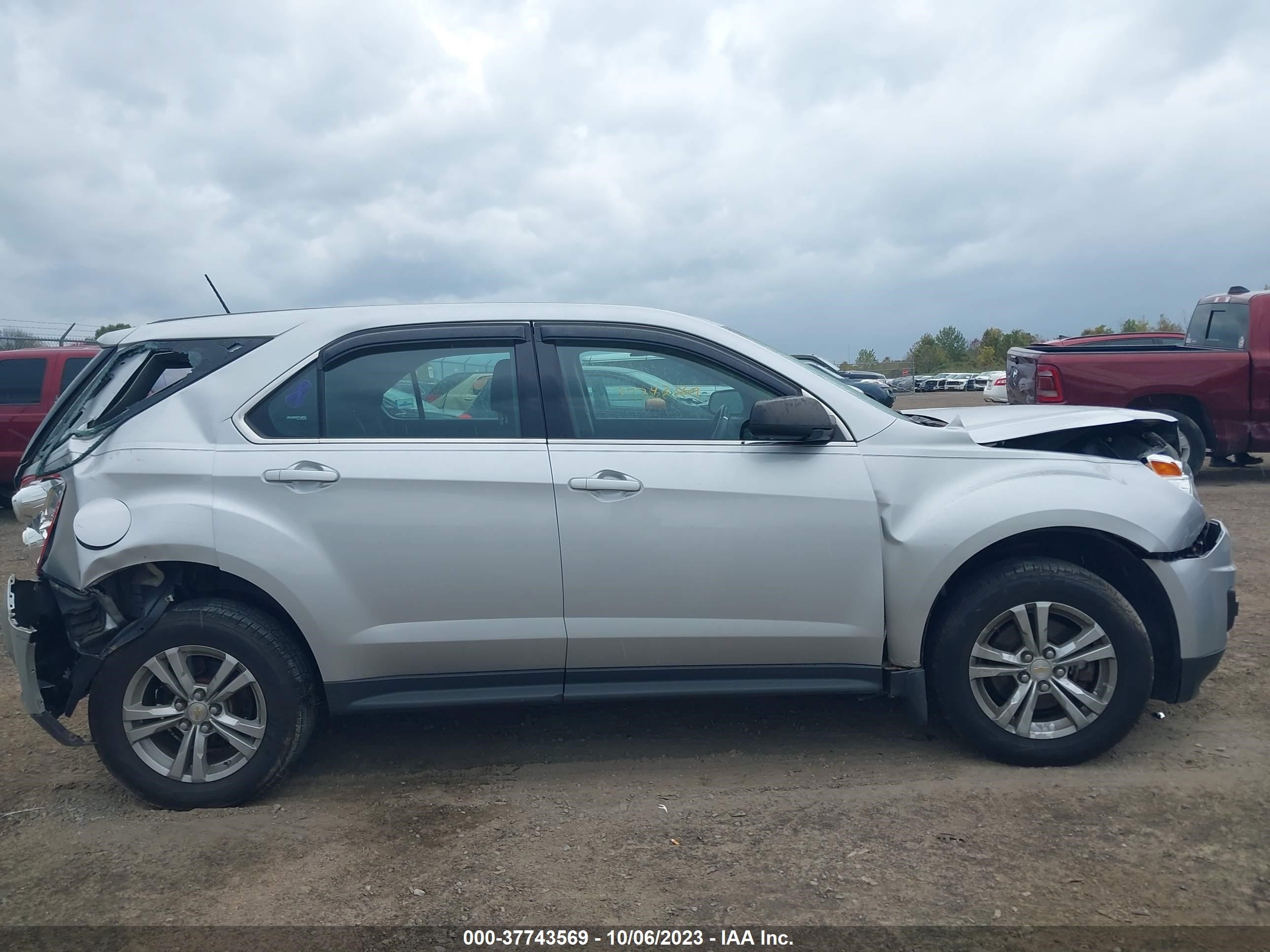 Photo 12 VIN: 2GNFLEEK3F6158803 - CHEVROLET EQUINOX 