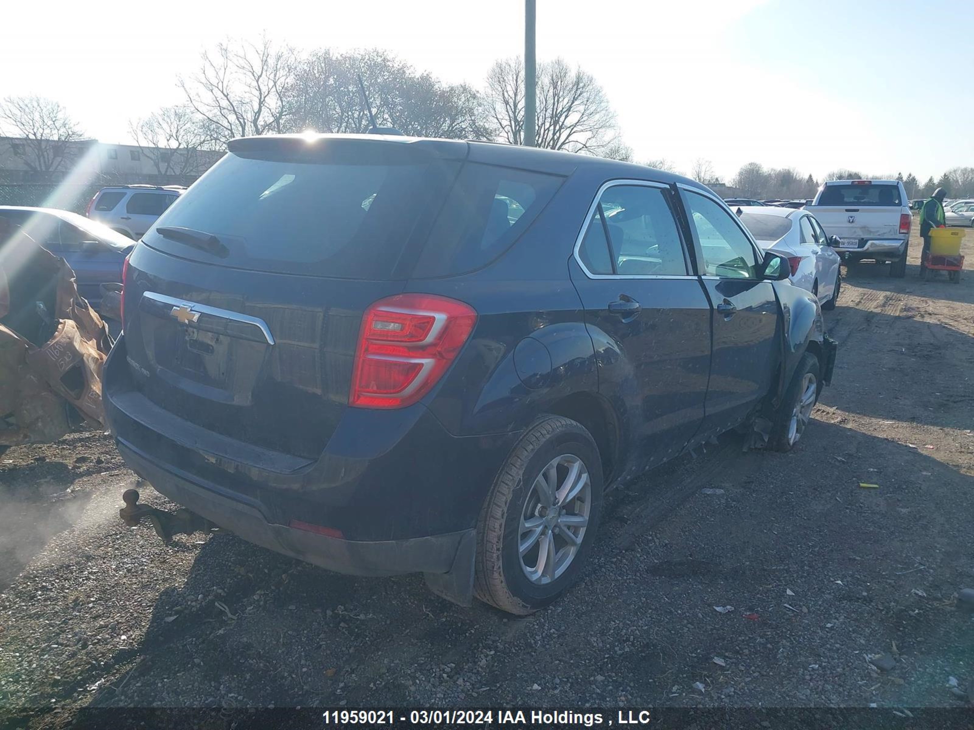 Photo 3 VIN: 2GNFLEEK9H6151891 - CHEVROLET EQUINOX 