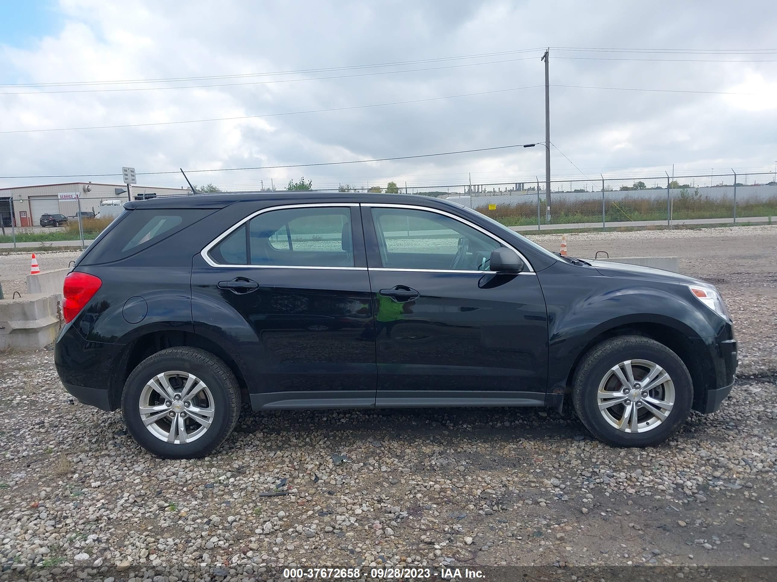 Photo 12 VIN: 2GNFLEEKXE6381175 - CHEVROLET EQUINOX 