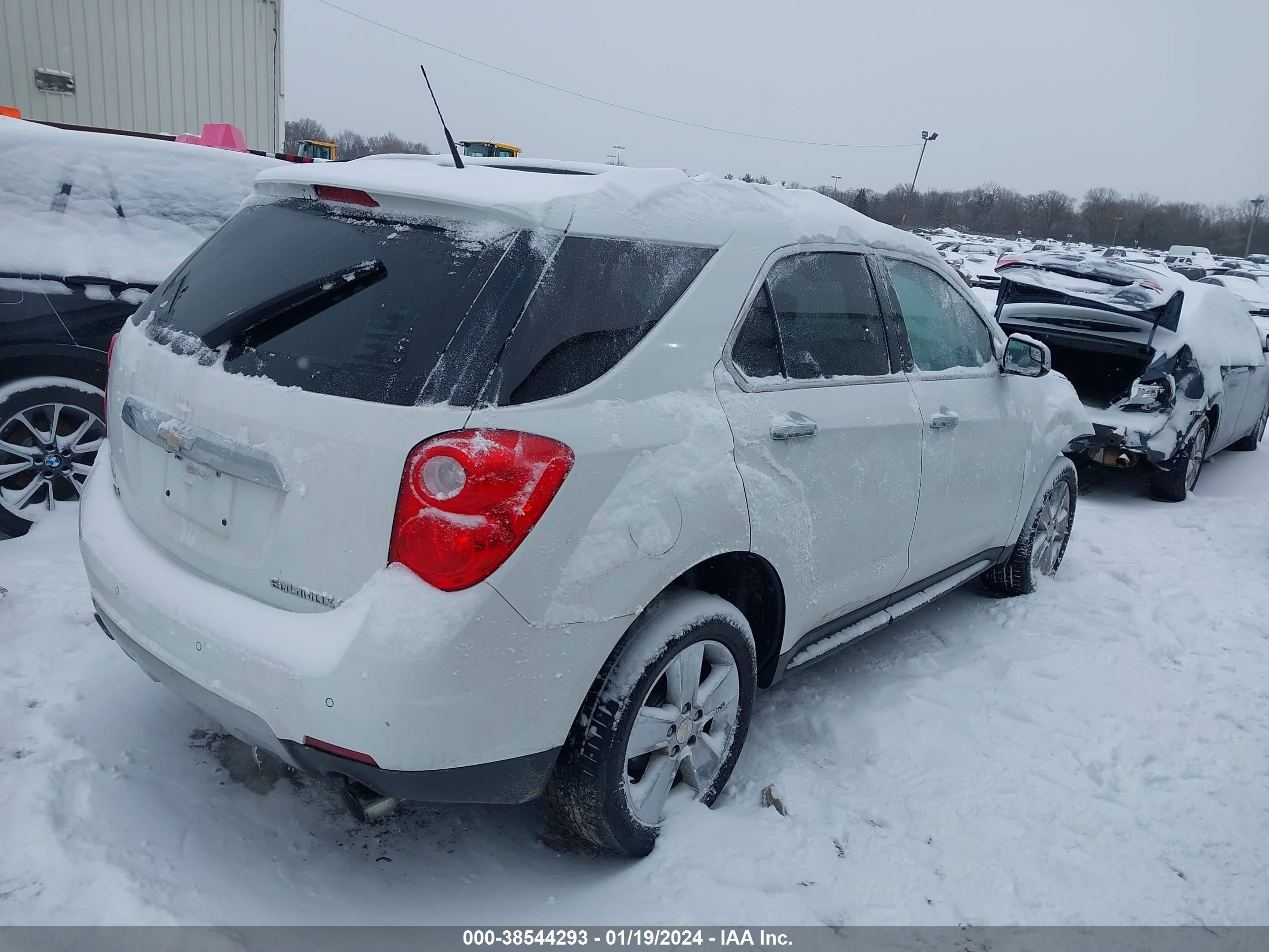 Photo 3 VIN: 2GNFLFE59C6250574 - CHEVROLET EQUINOX 