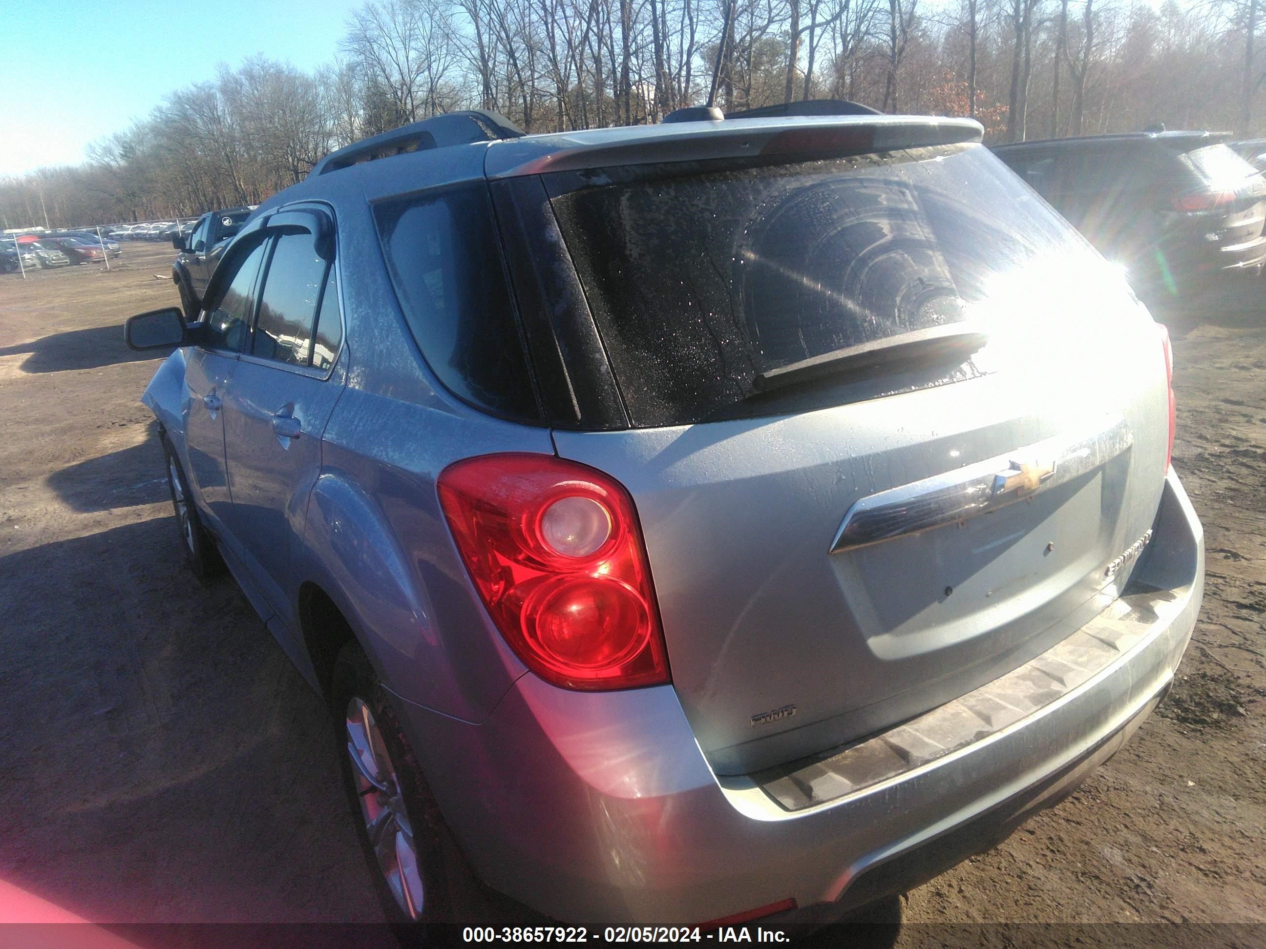 Photo 2 VIN: 2GNFLFEK1F6243886 - CHEVROLET EQUINOX 