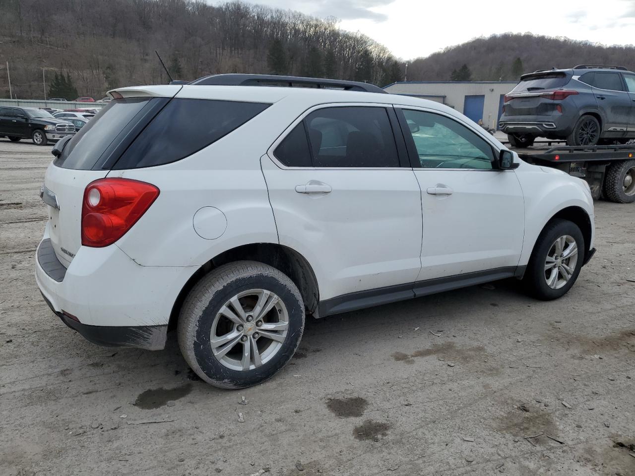 Photo 2 VIN: 2GNFLFEK1F6261627 - CHEVROLET EQUINOX 