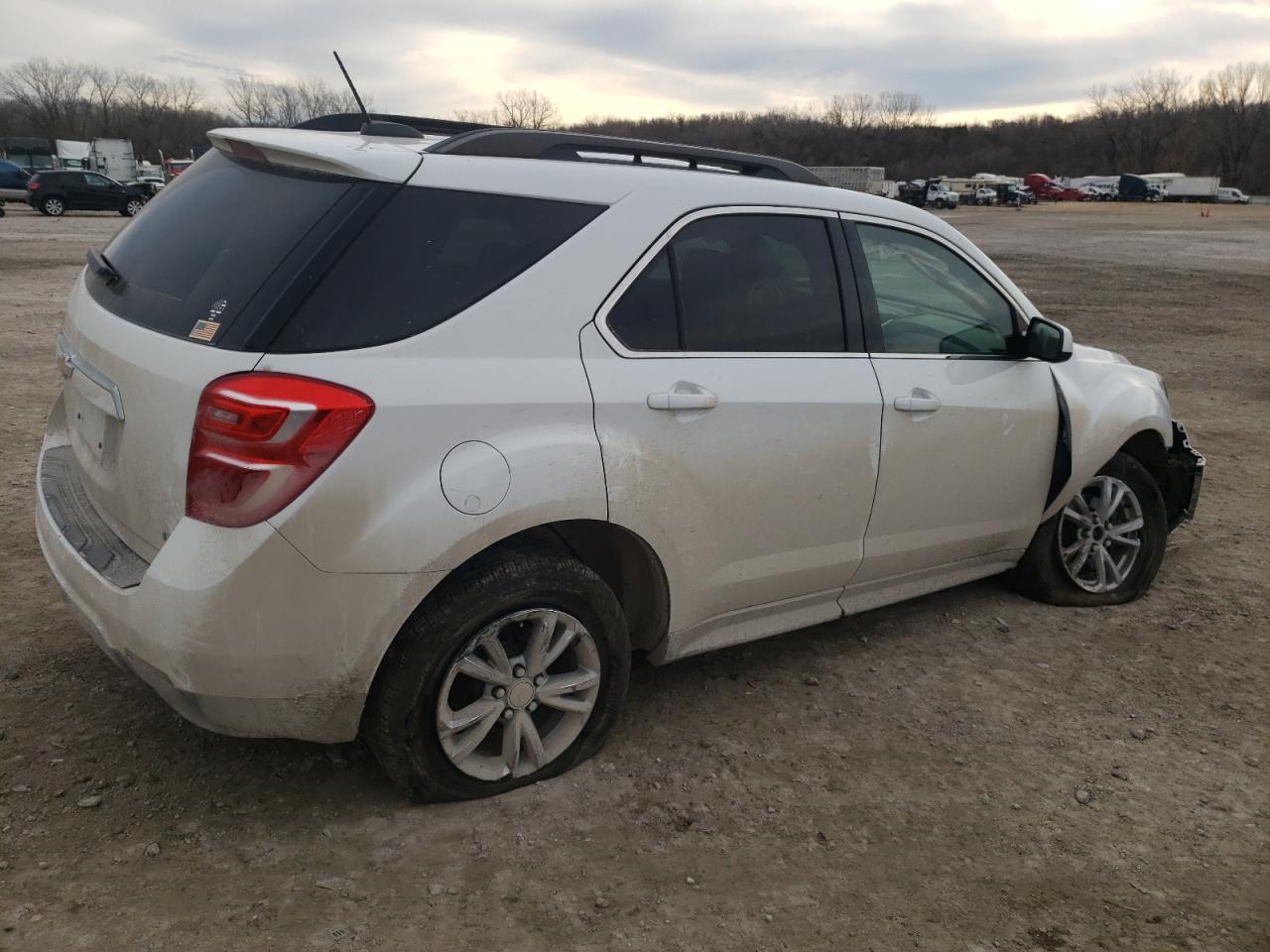 Photo 2 VIN: 2GNFLFEK1H6349628 - CHEVROLET EQUINOX 