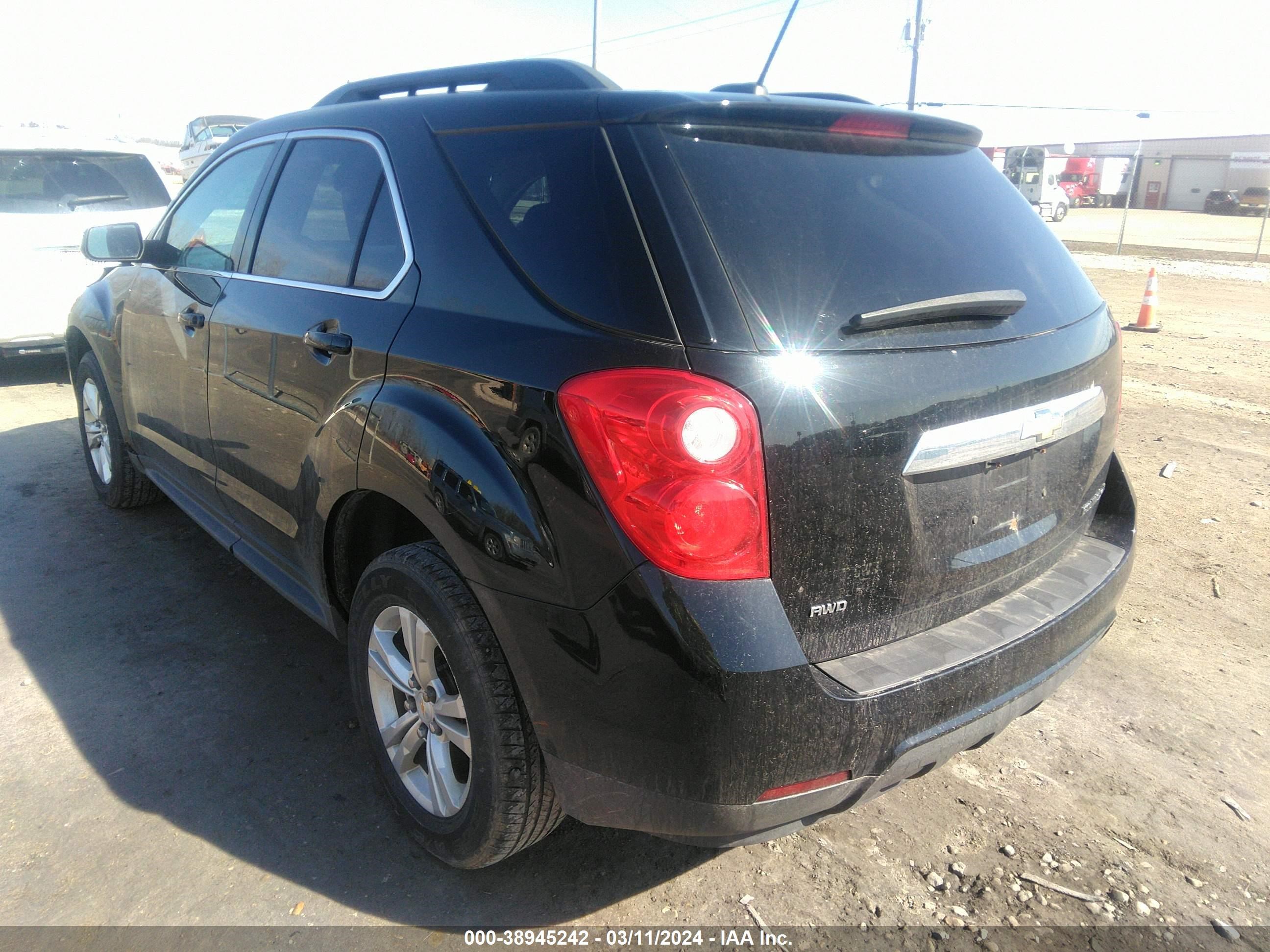 Photo 2 VIN: 2GNFLFEK2F6189756 - CHEVROLET EQUINOX 