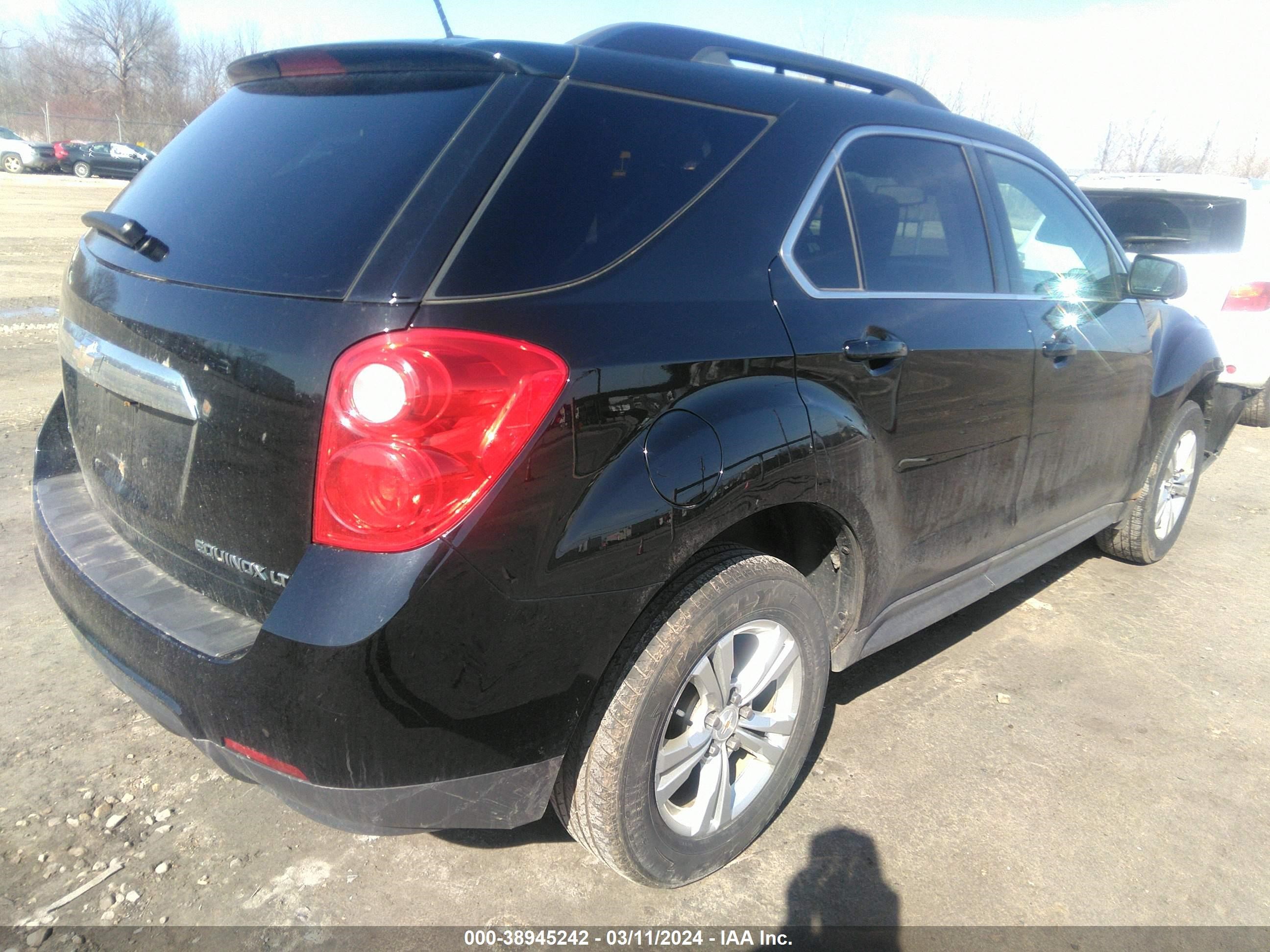 Photo 3 VIN: 2GNFLFEK2F6189756 - CHEVROLET EQUINOX 