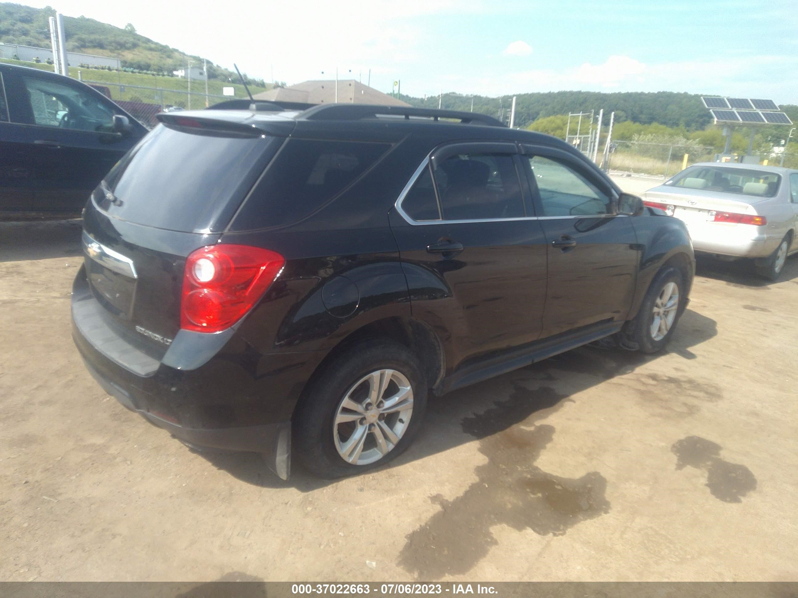 Photo 3 VIN: 2GNFLFEK4F6232638 - CHEVROLET EQUINOX 