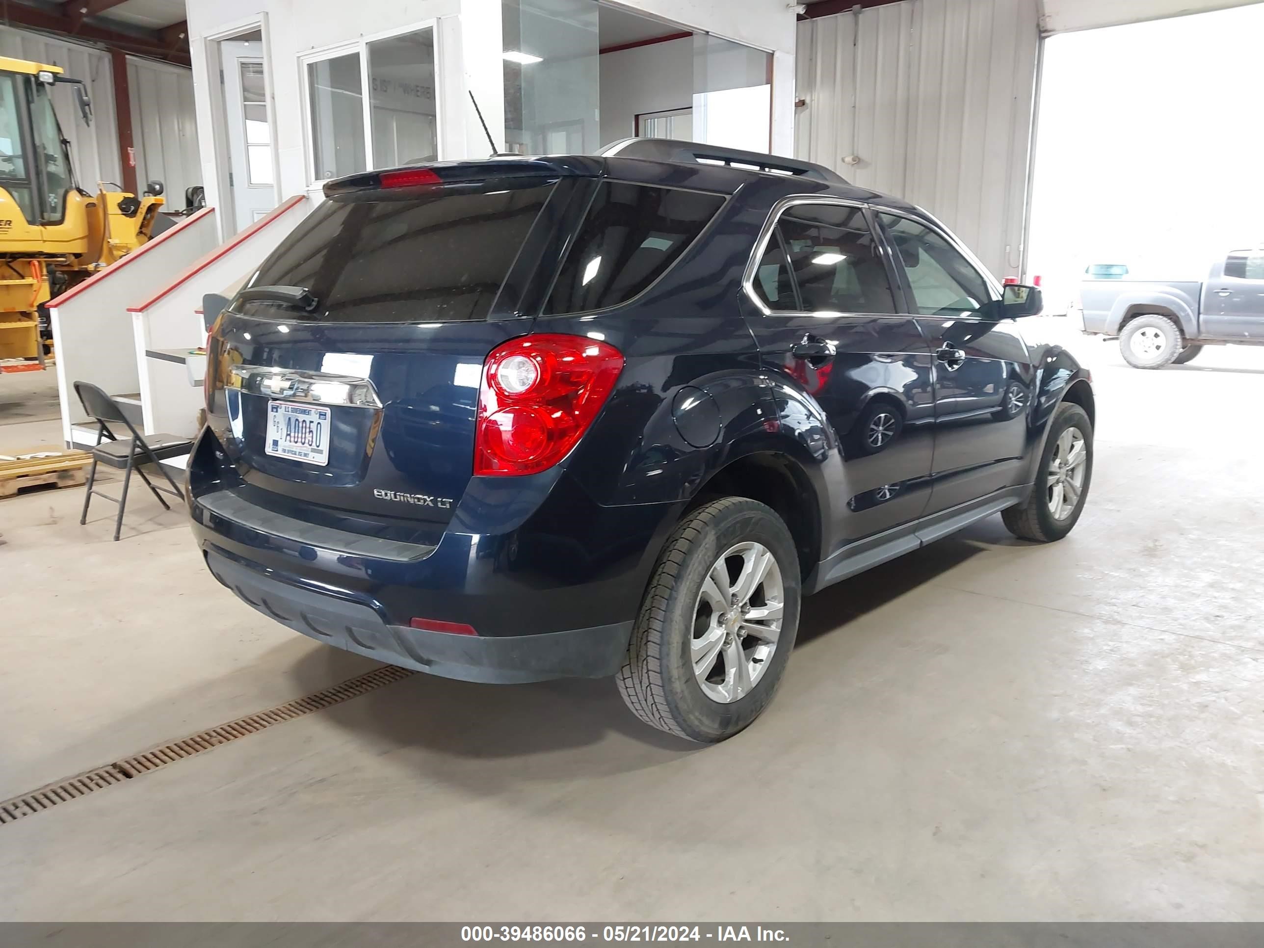 Photo 3 VIN: 2GNFLFEK4F6378893 - CHEVROLET EQUINOX 