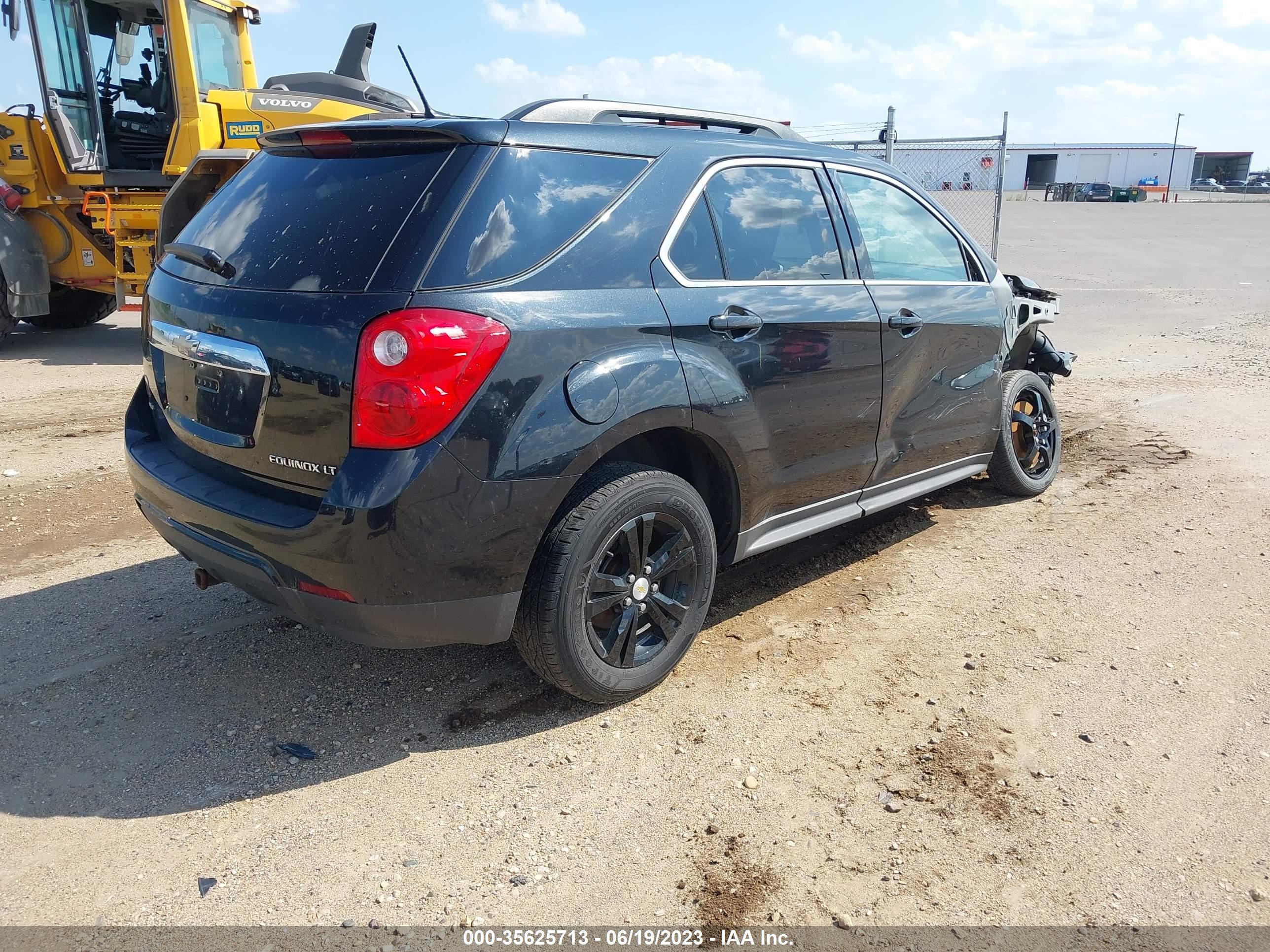 Photo 3 VIN: 2GNFLFEK5E6125662 - CHEVROLET EQUINOX 