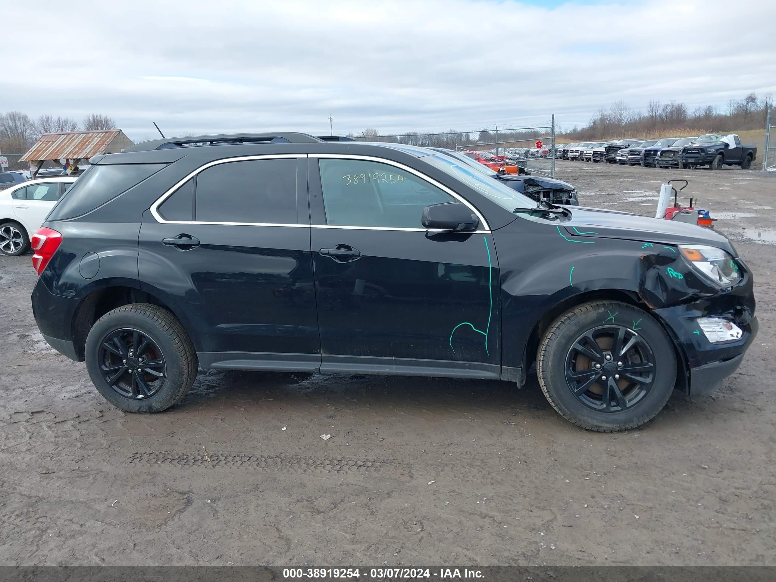 Photo 11 VIN: 2GNFLFEK5H6317121 - CHEVROLET EQUINOX 