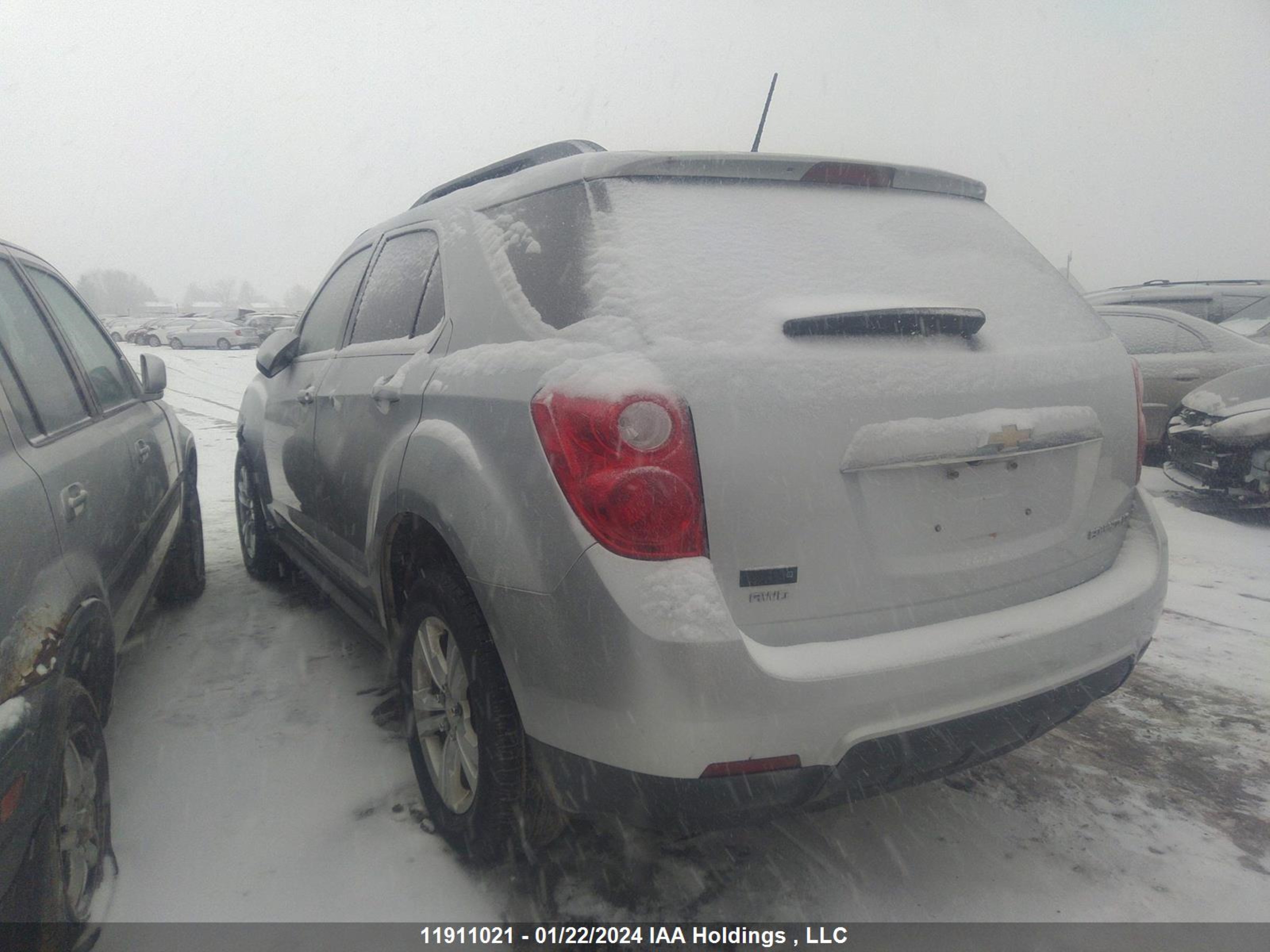 Photo 2 VIN: 2GNFLFEK7E6213015 - CHEVROLET EQUINOX 