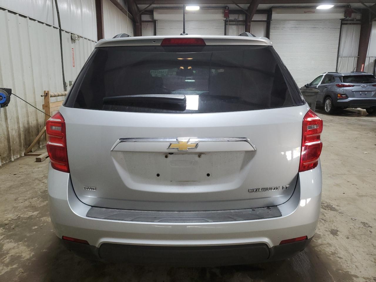 Photo 5 VIN: 2GNFLFEKXG6307991 - CHEVROLET EQUINOX 