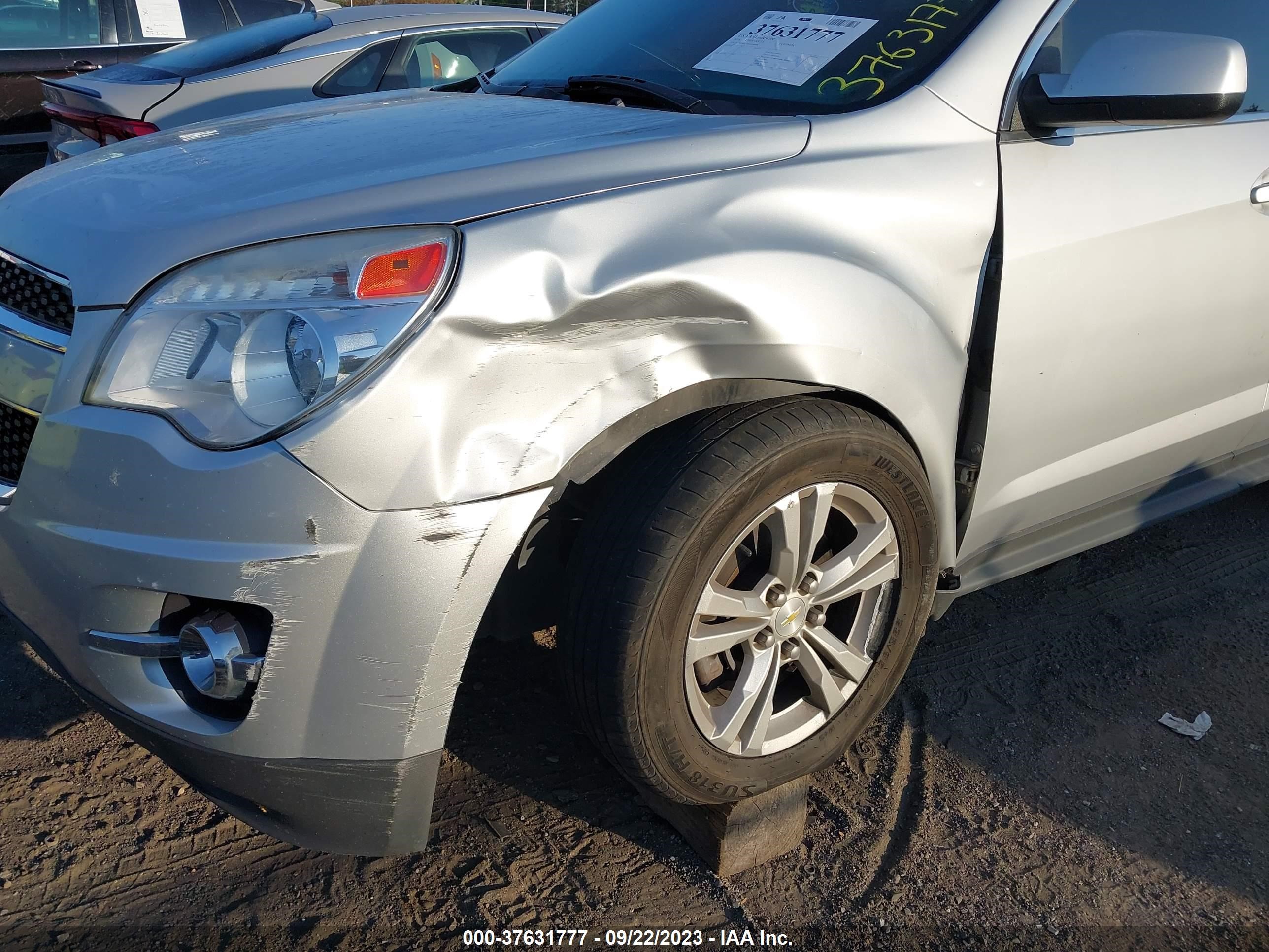 Photo 5 VIN: 2GNFLGE3XE6260098 - CHEVROLET EQUINOX 