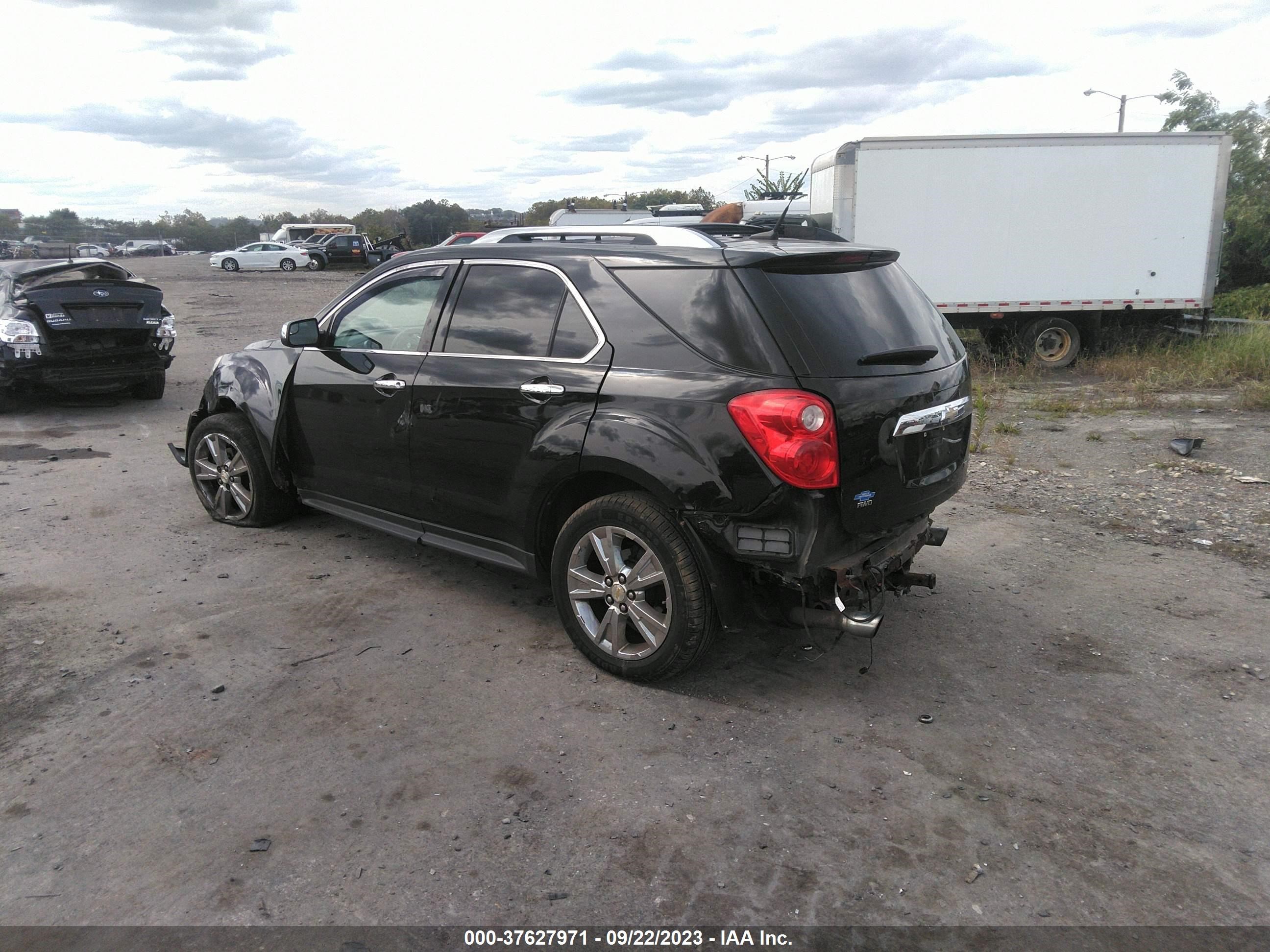 Photo 2 VIN: 2GNFLGE51C6289651 - CHEVROLET EQUINOX 