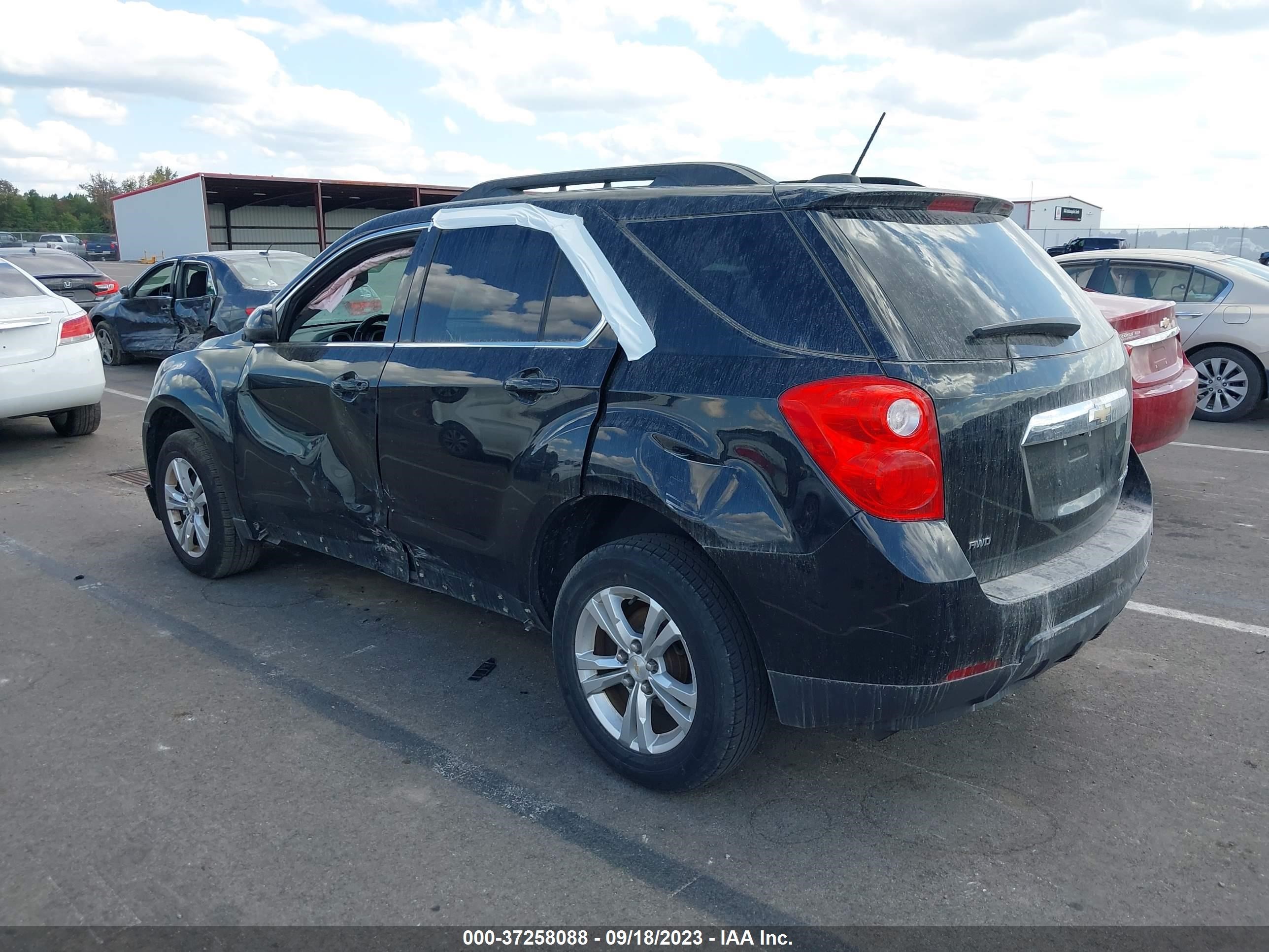 Photo 2 VIN: 2GNFLGEK1F6302666 - CHEVROLET EQUINOX 