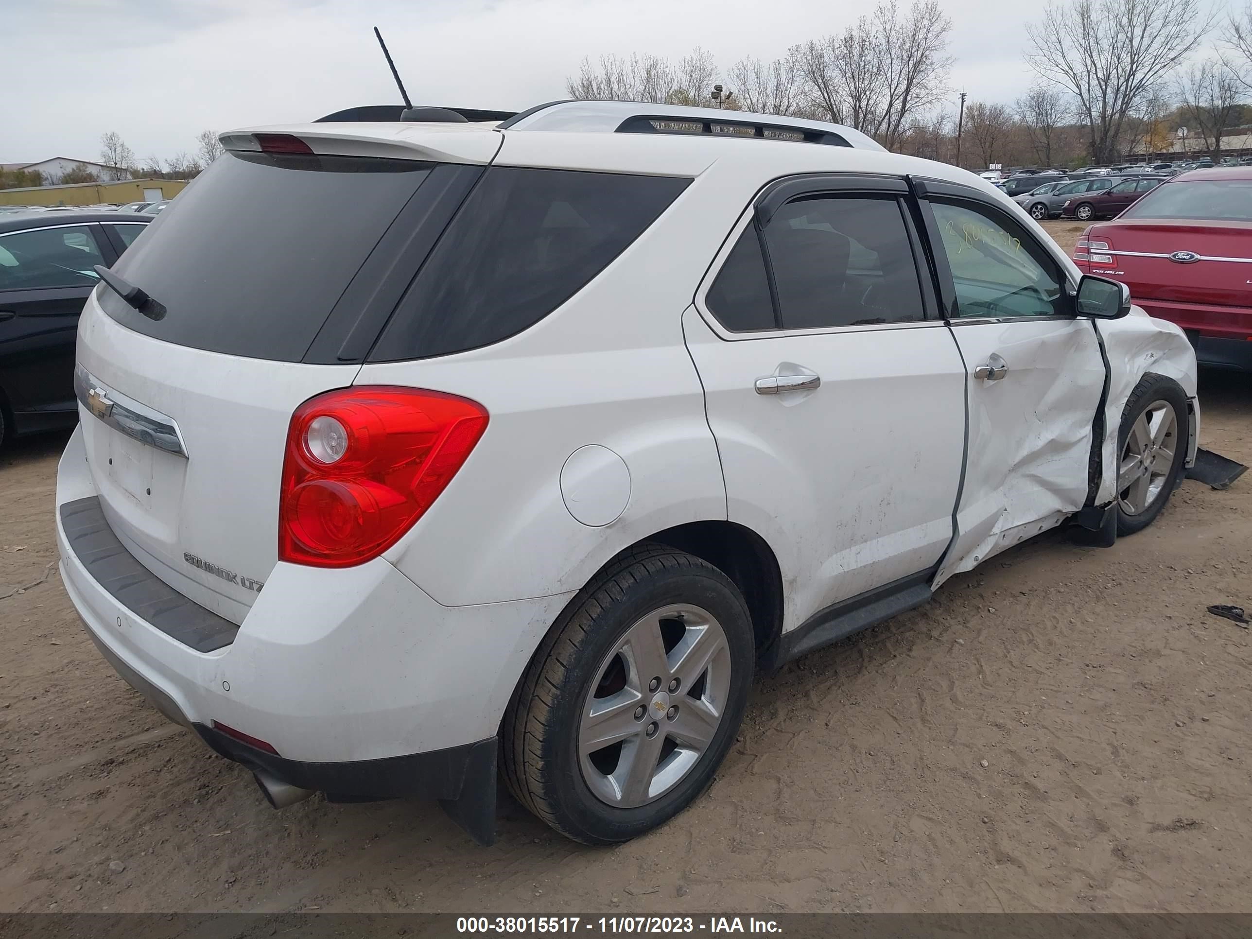 Photo 3 VIN: 2GNFLHE31F6132548 - CHEVROLET EQUINOX 