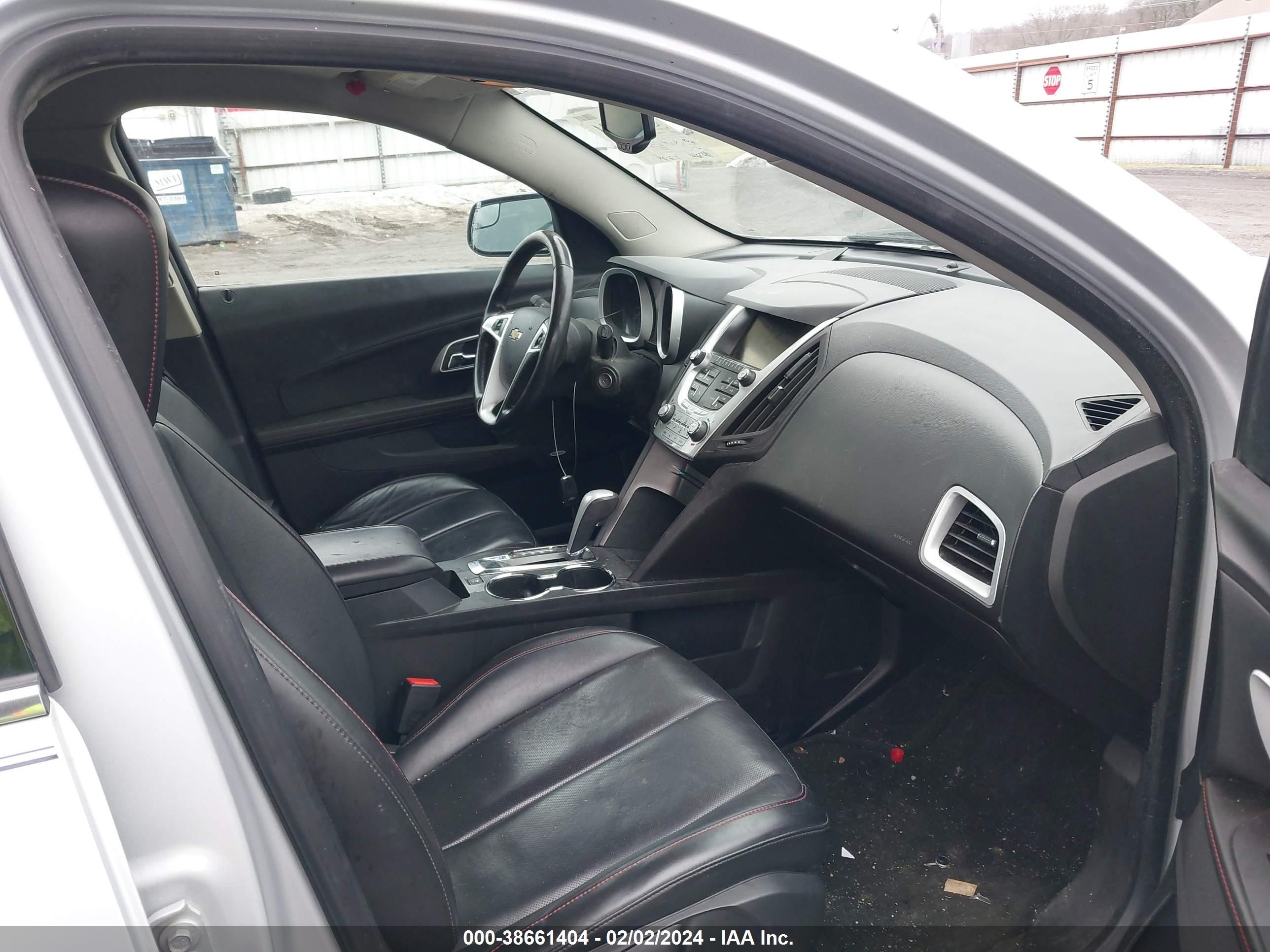 Photo 4 VIN: 2GNFLNE57C6114213 - CHEVROLET EQUINOX 