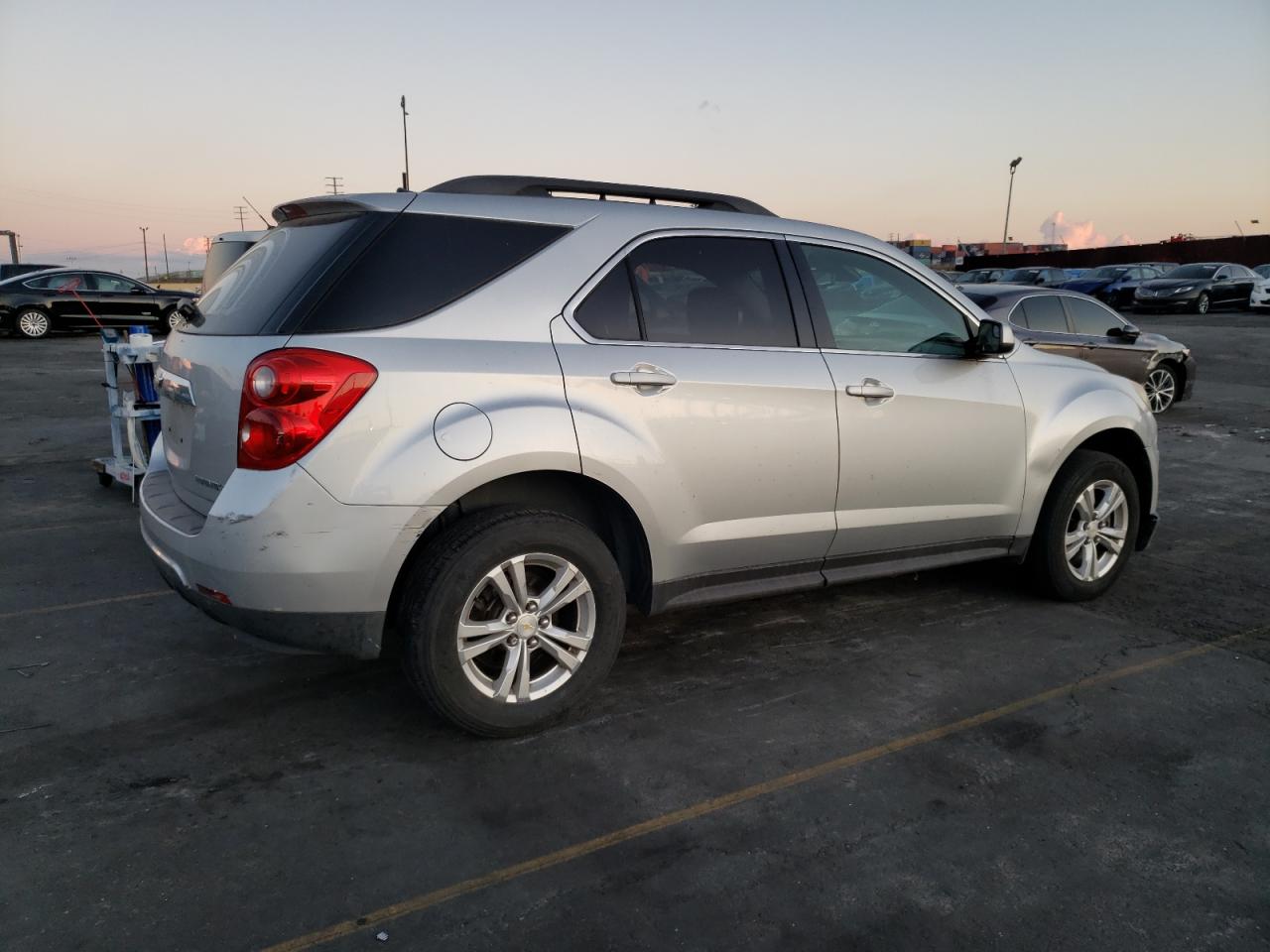 Photo 2 VIN: 2GNFLNEK2D6407203 - CHEVROLET EQUINOX 