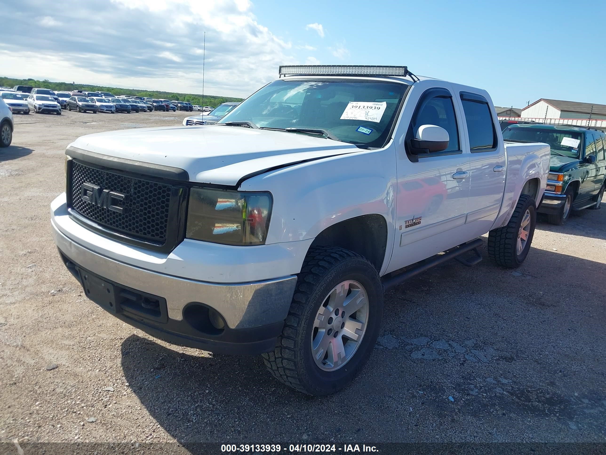 Photo 1 VIN: 2GTEC130081208894 - GMC SIERRA 