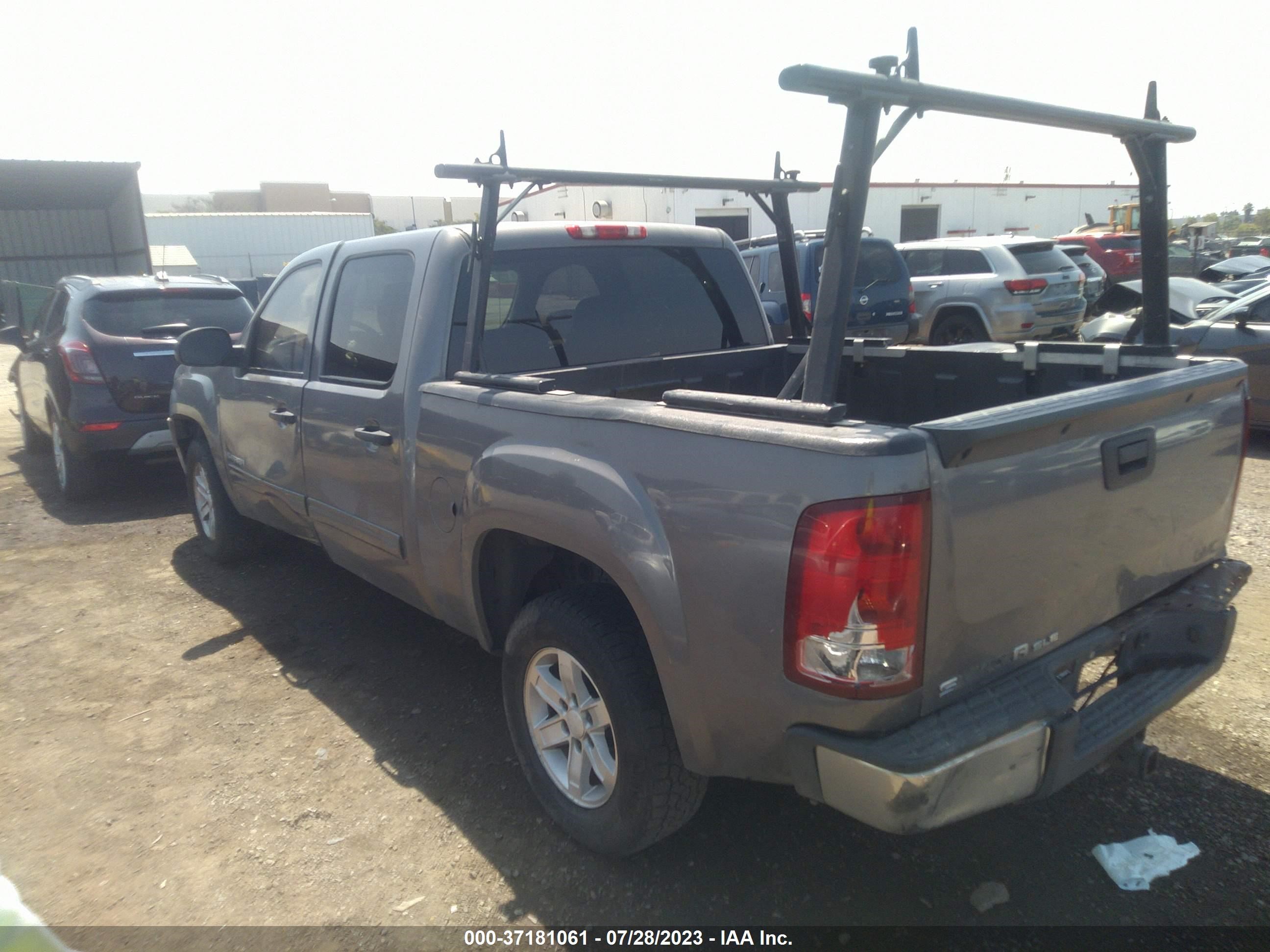 Photo 2 VIN: 2GTEC13C371558691 - GMC SIERRA 