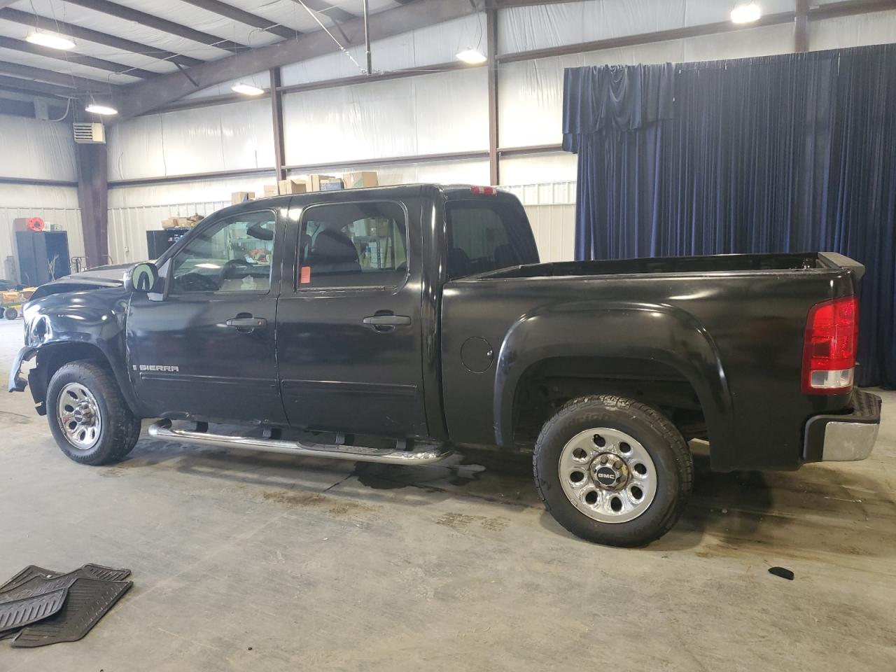 Photo 1 VIN: 2GTEC13C781157145 - GMC SIERRA 