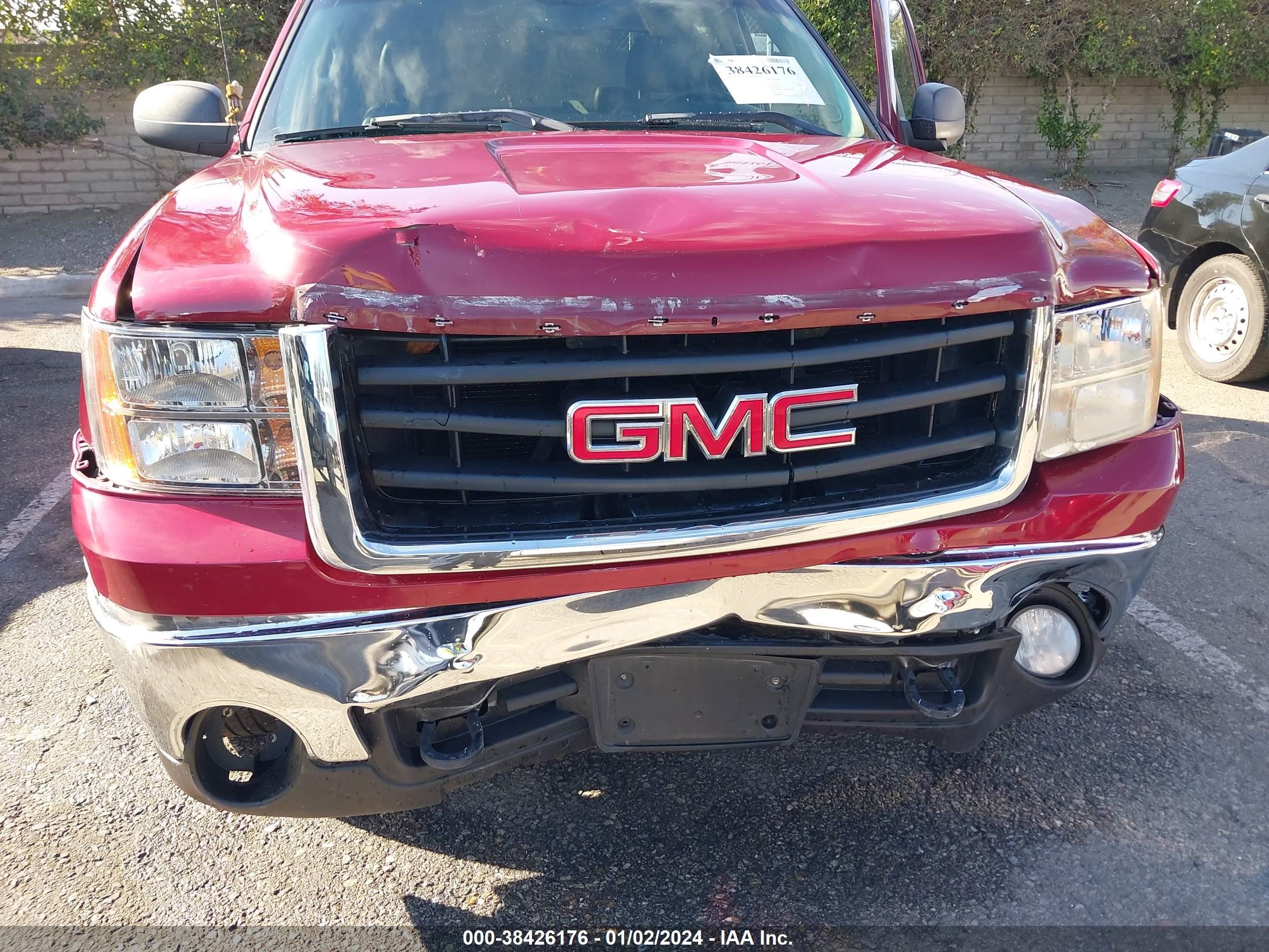 Photo 5 VIN: 2GTEC13C871548450 - GMC SIERRA 