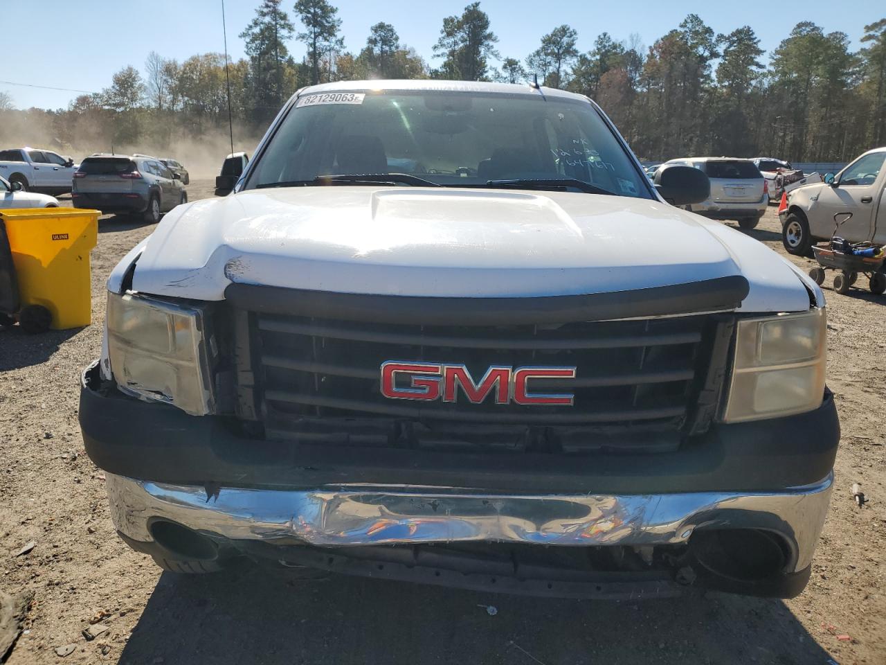 Photo 4 VIN: 2GTEC13J071647617 - GMC SIERRA 