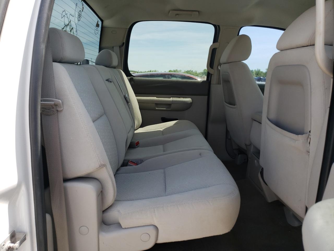 Photo 9 VIN: 2GTEC13J571594123 - GMC SIERRA 