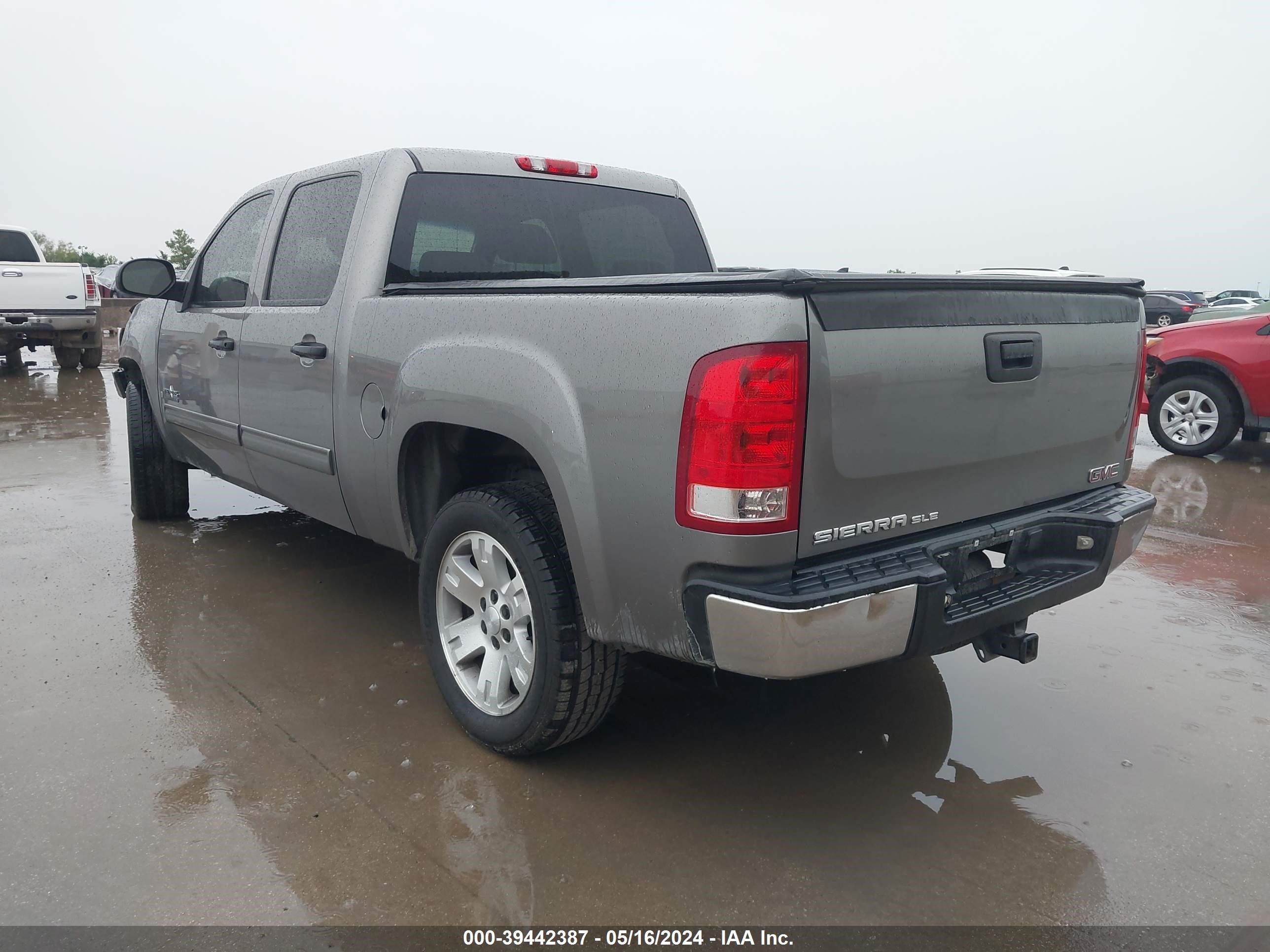 Photo 2 VIN: 2GTEC13J571629727 - GMC NULL 