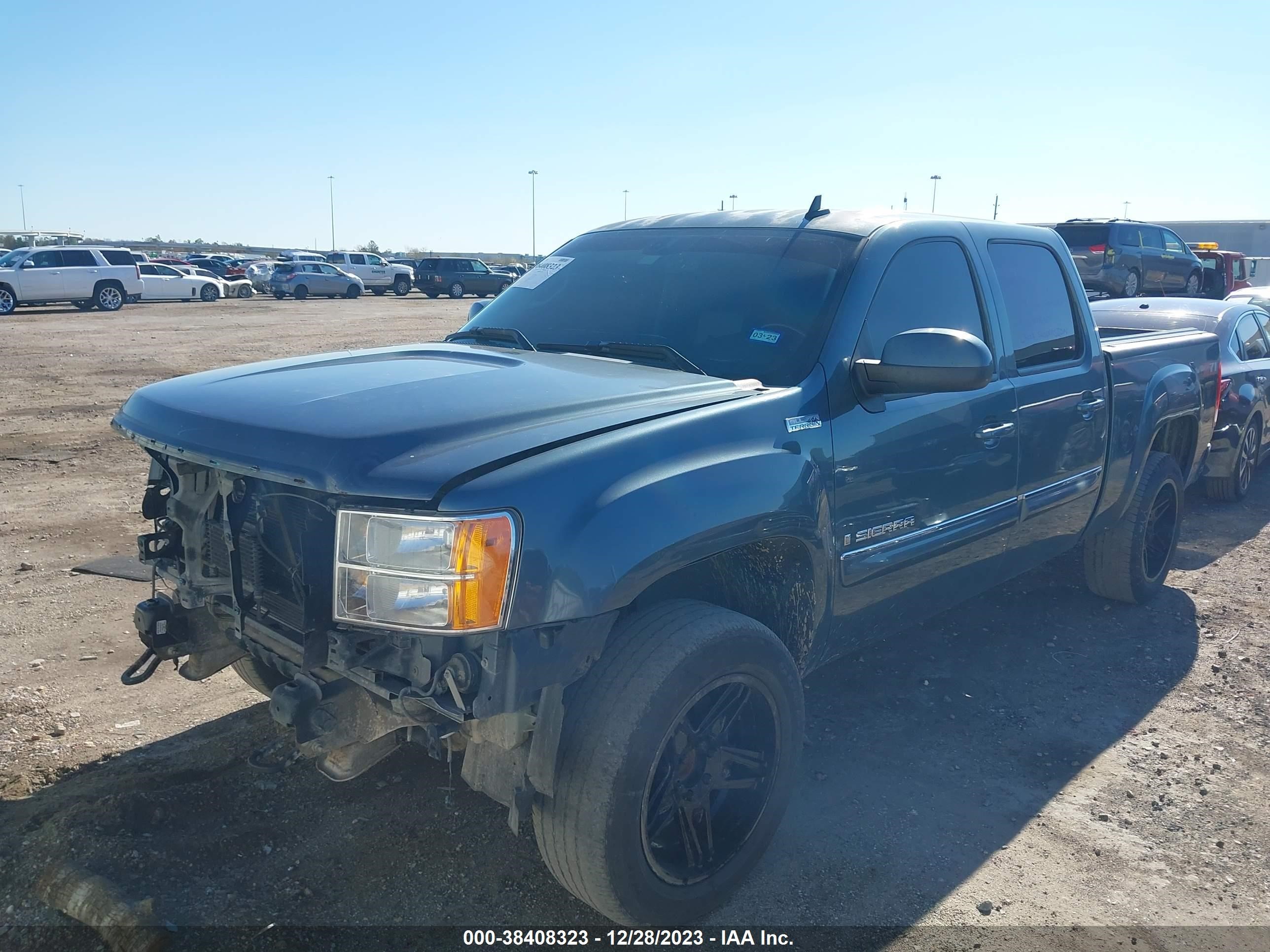 Photo 1 VIN: 2GTEC13J681251760 - GMC SIERRA 