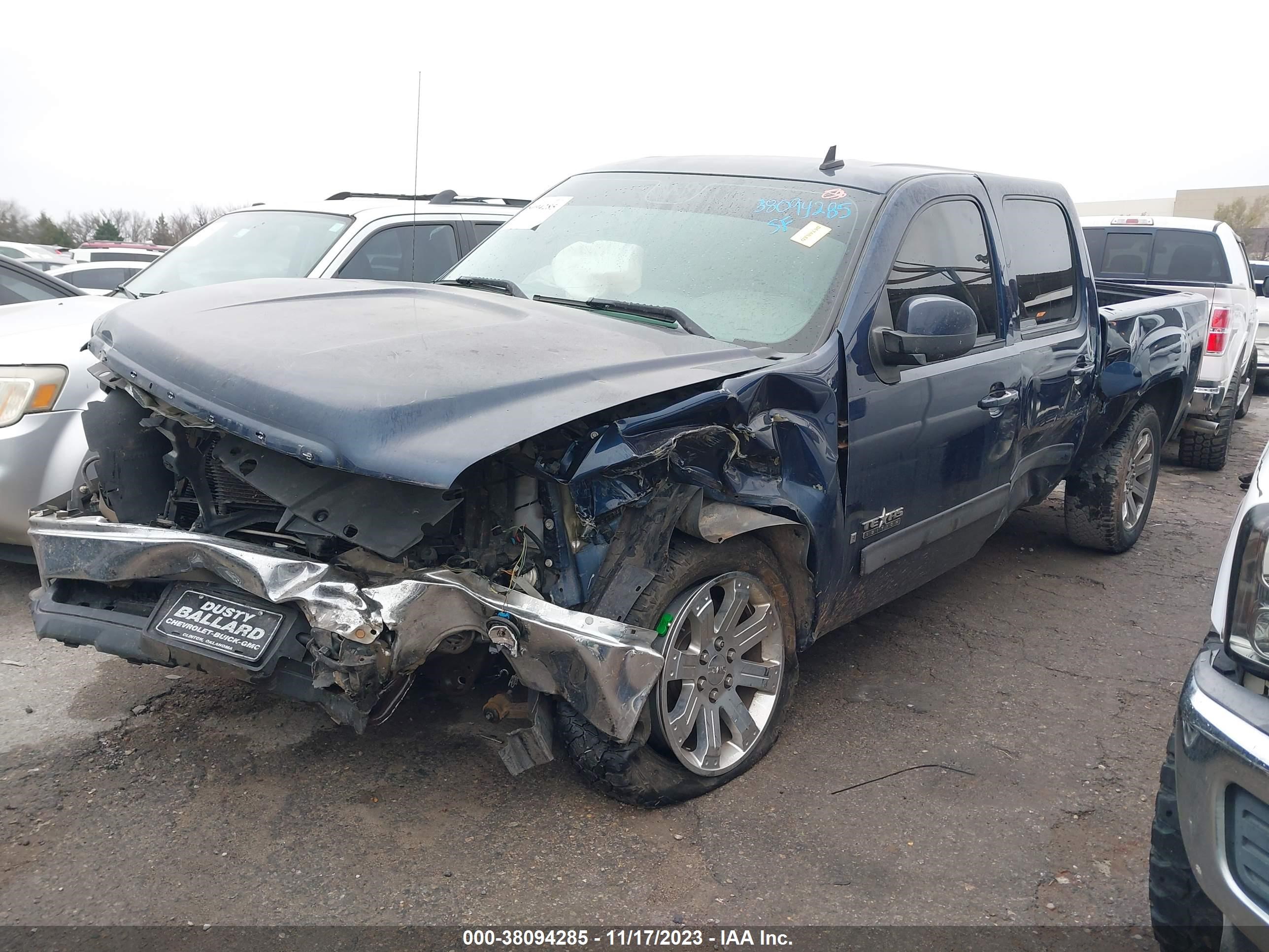 Photo 1 VIN: 2GTEC13J881139543 - GMC SIERRA 