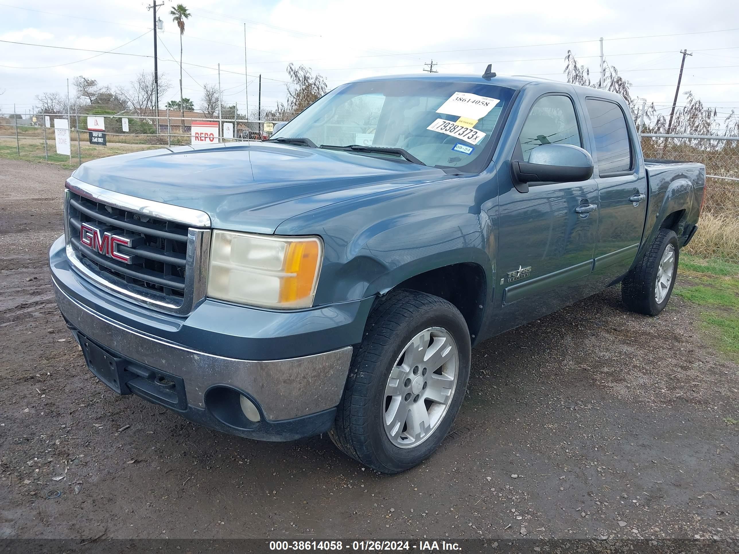 Photo 1 VIN: 2GTEC13J881335109 - GMC SIERRA 