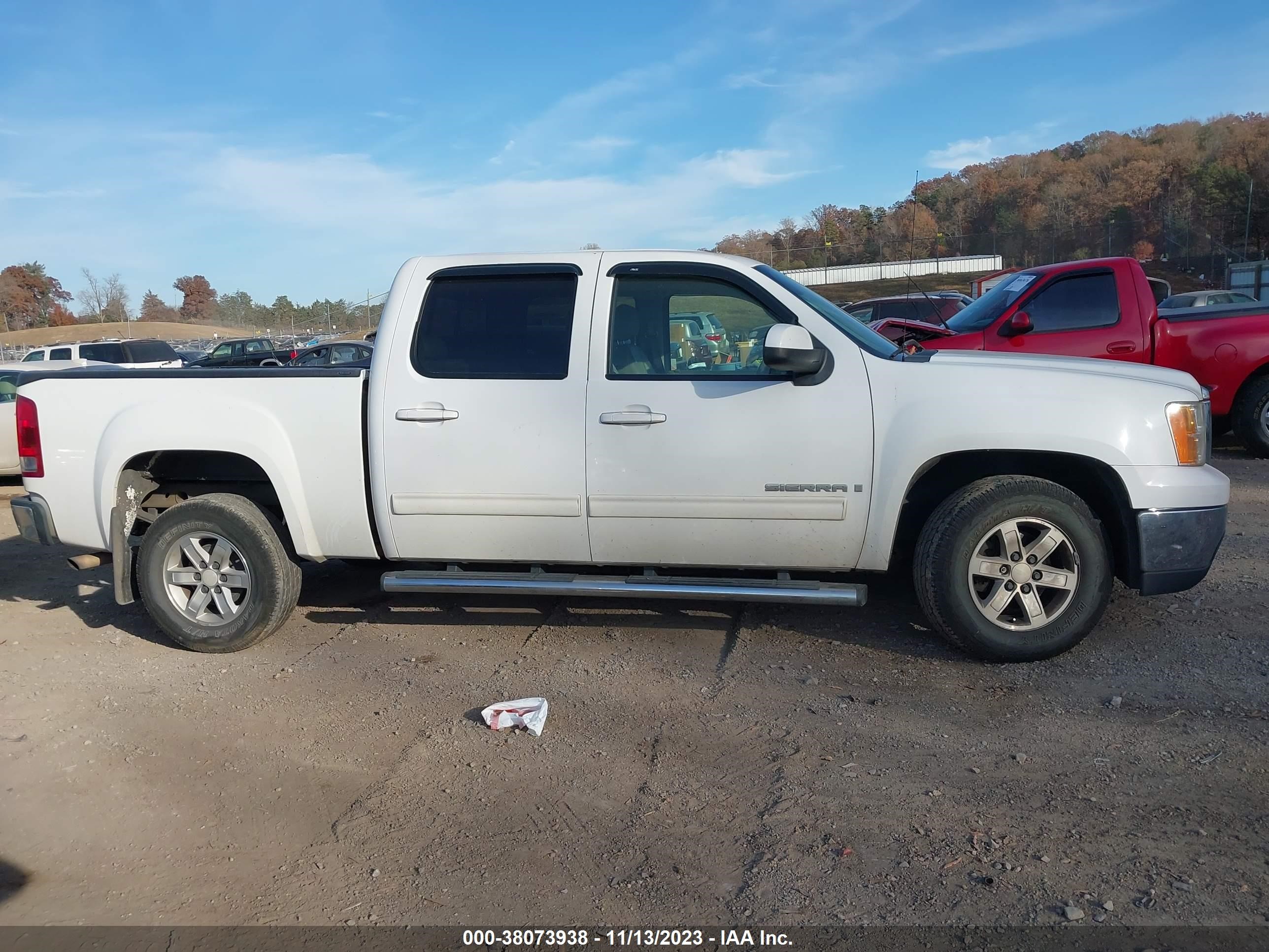 Photo 13 VIN: 2GTEC13J971517898 - GMC SIERRA 