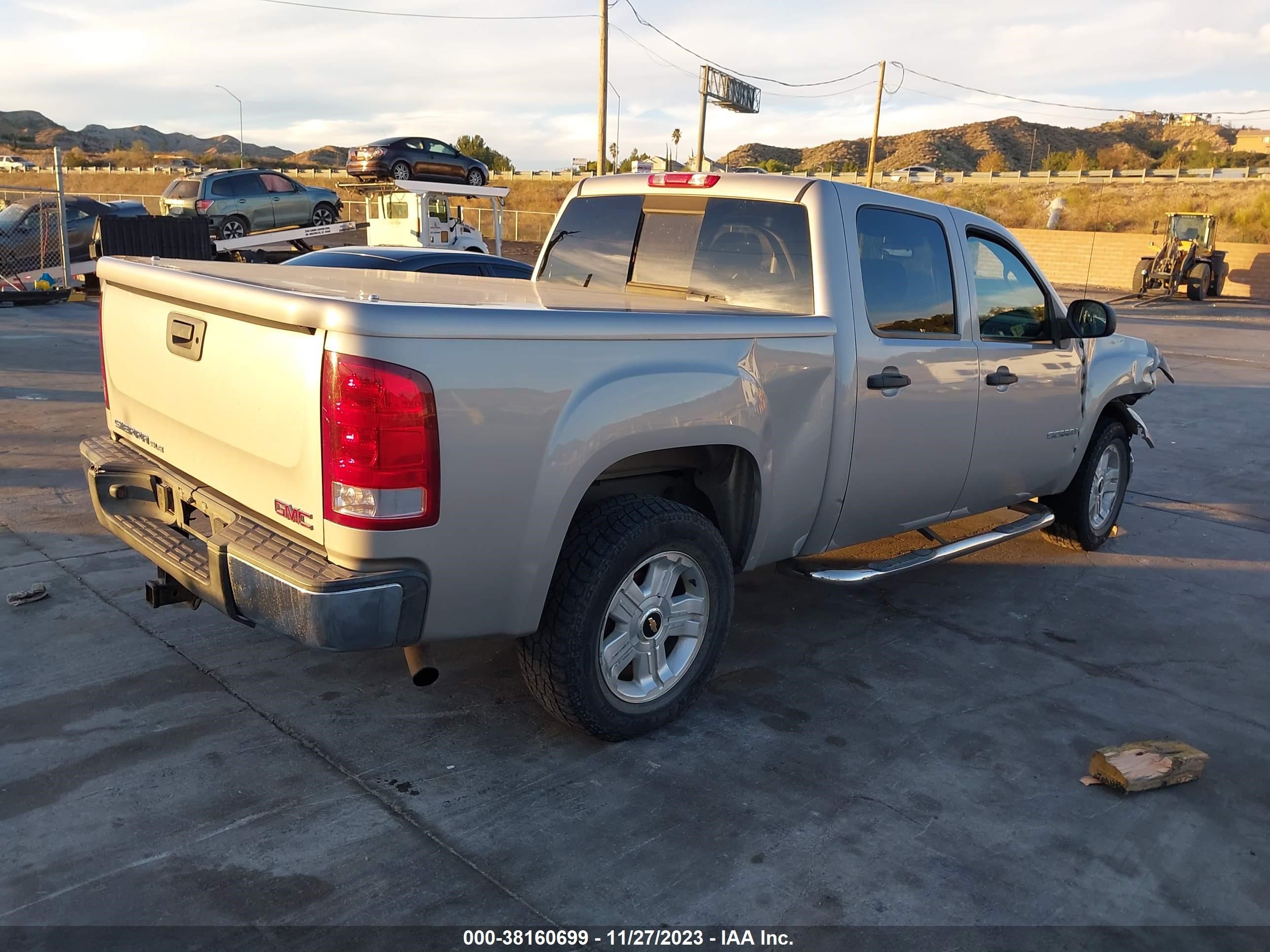 Photo 3 VIN: 2GTEC13J971535785 - GMC SIERRA 