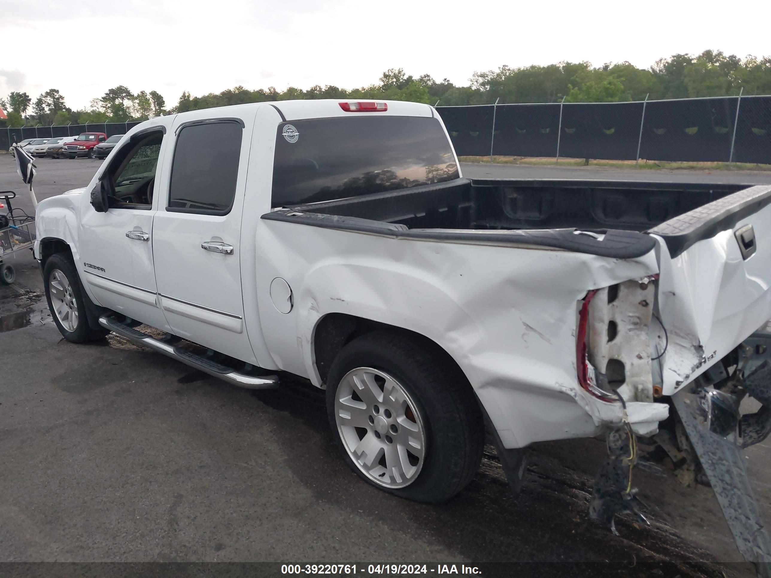 Photo 5 VIN: 2GTEC13JX71619534 - GMC SIERRA 