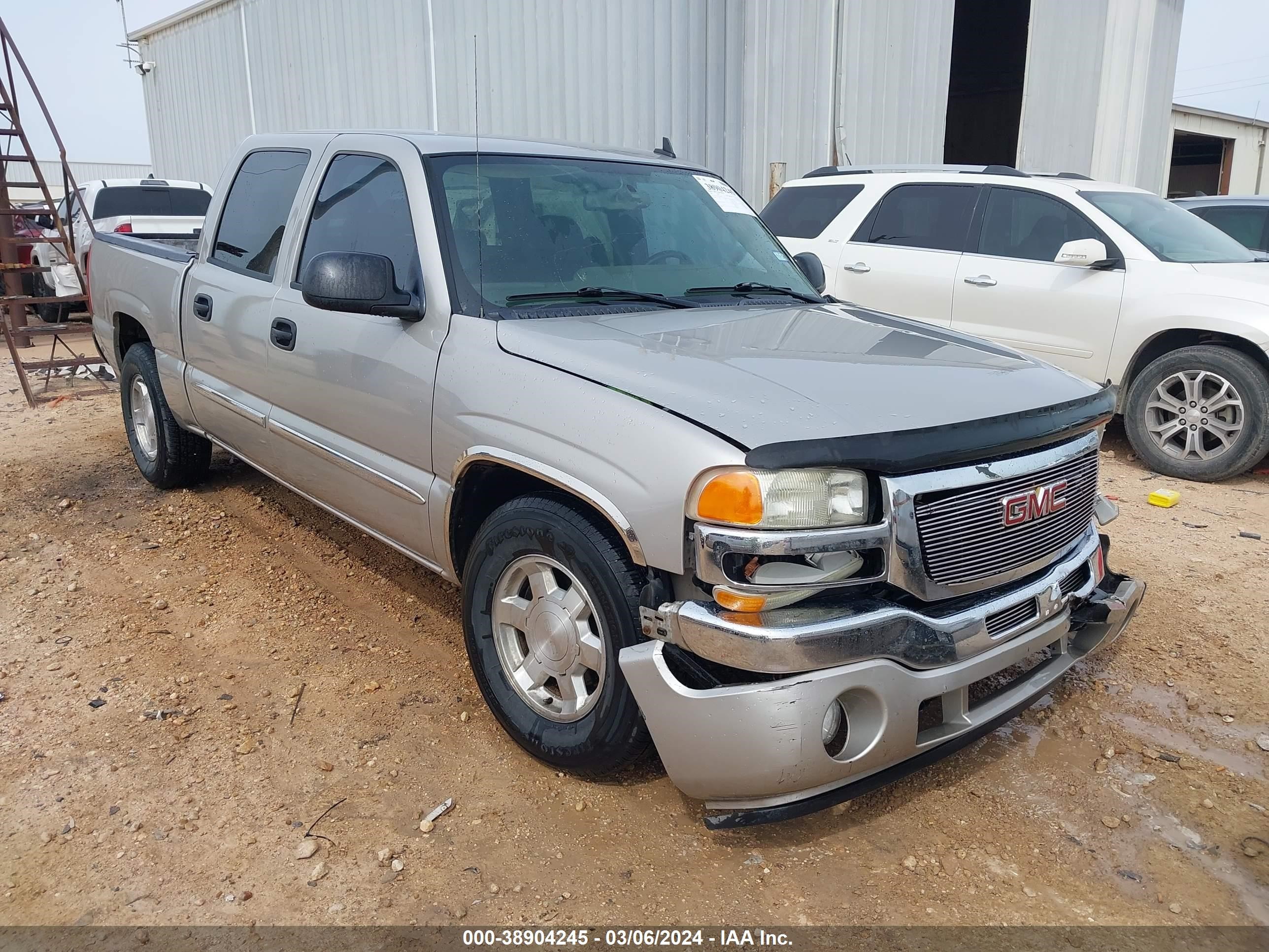 Photo 0 VIN: 2GTEC13T261165604 - GMC SIERRA 