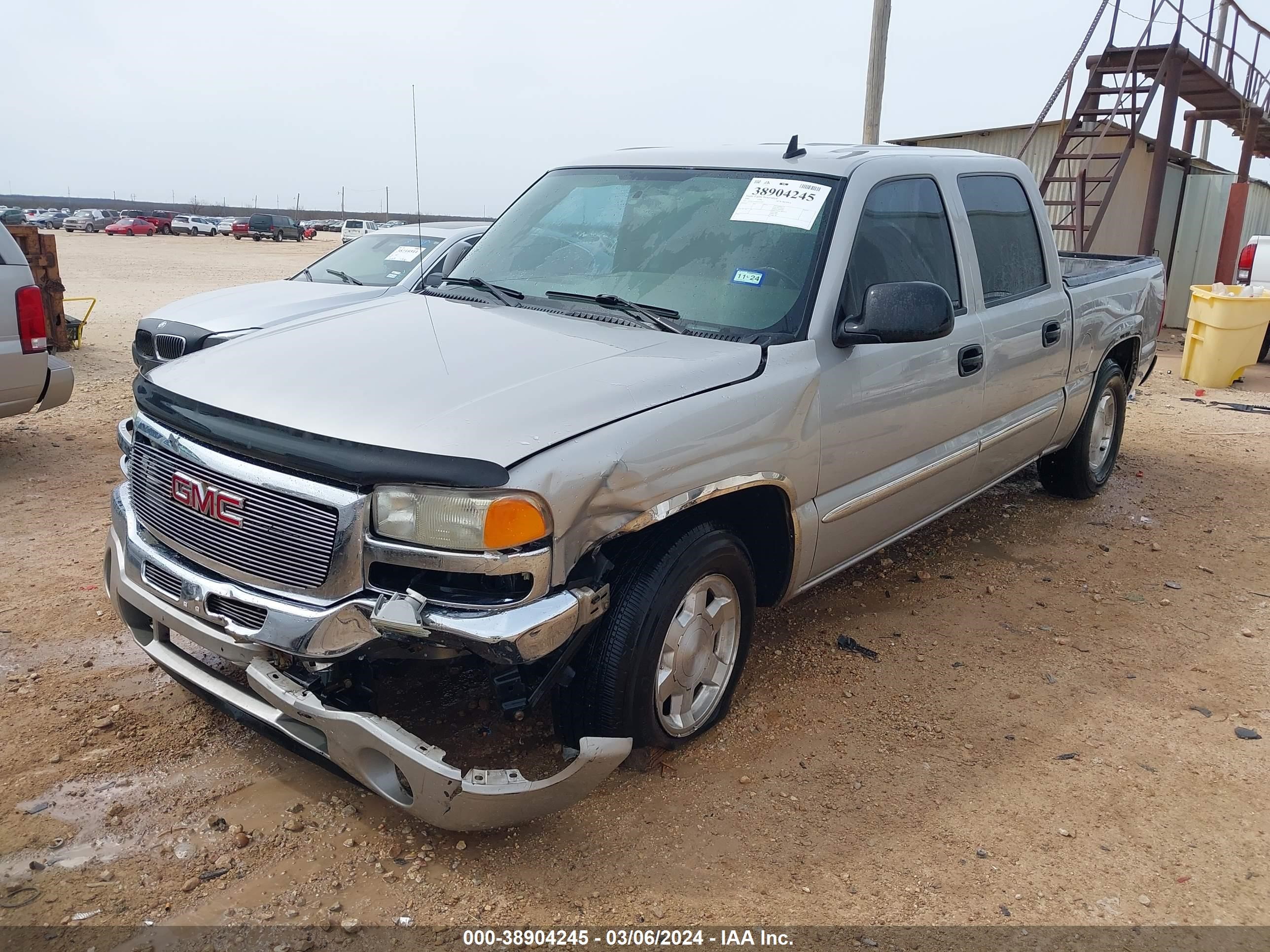 Photo 1 VIN: 2GTEC13T261165604 - GMC SIERRA 