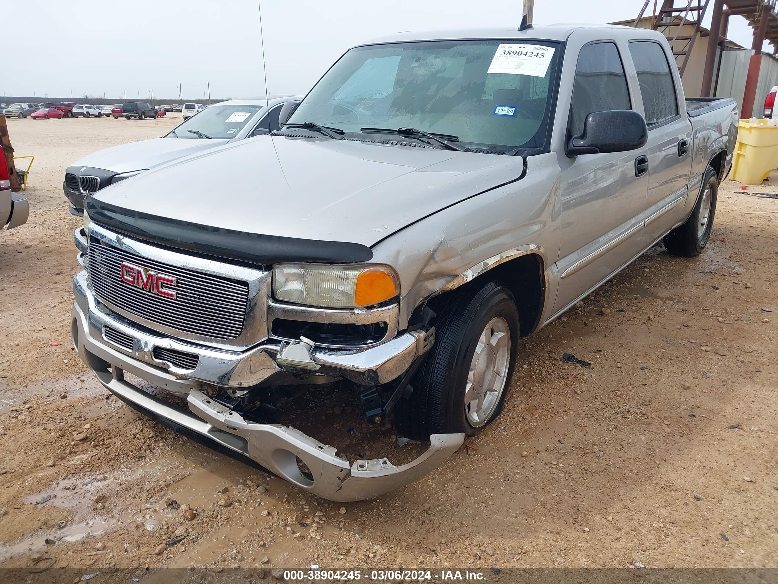 Photo 5 VIN: 2GTEC13T261165604 - GMC SIERRA 