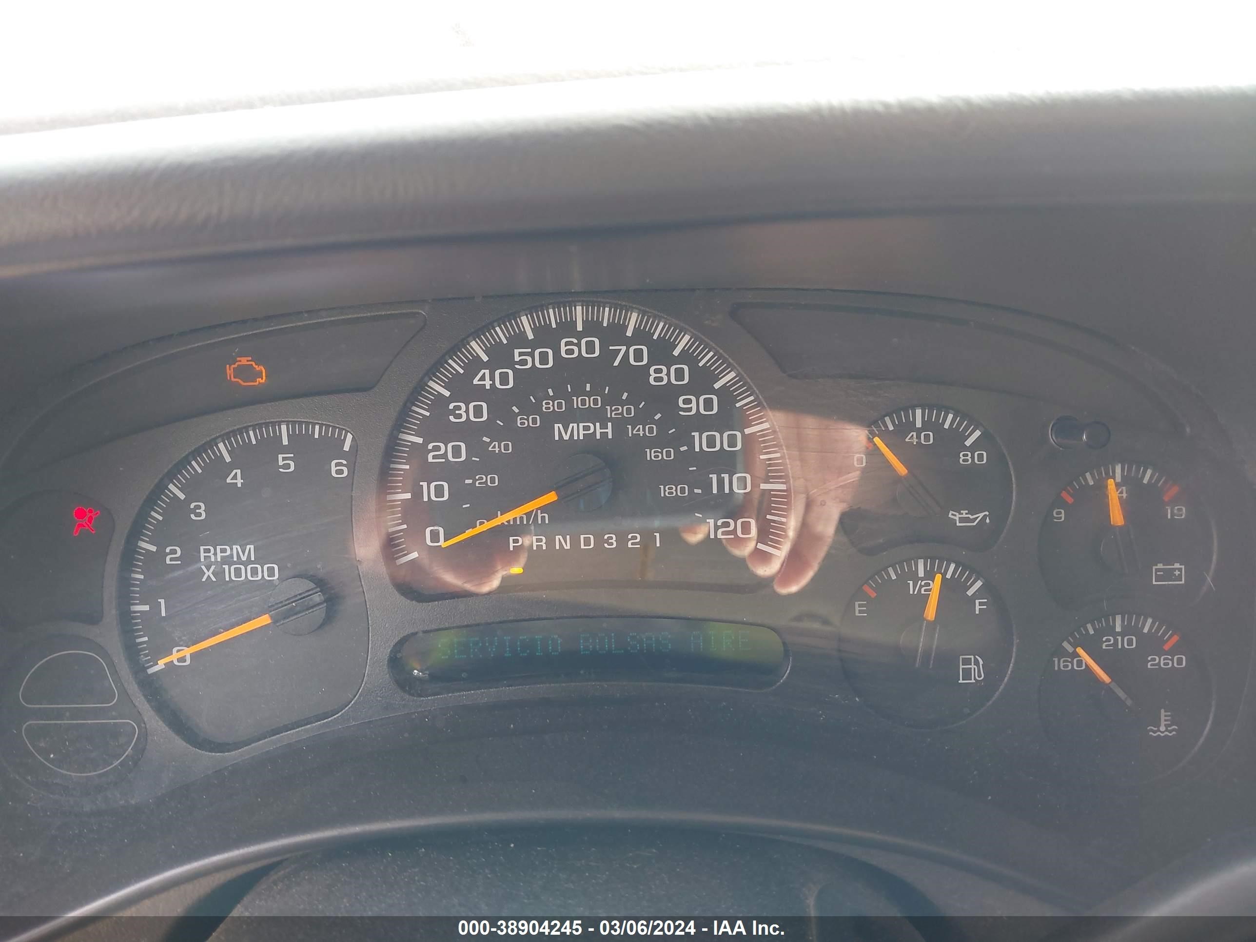 Photo 6 VIN: 2GTEC13T261165604 - GMC SIERRA 