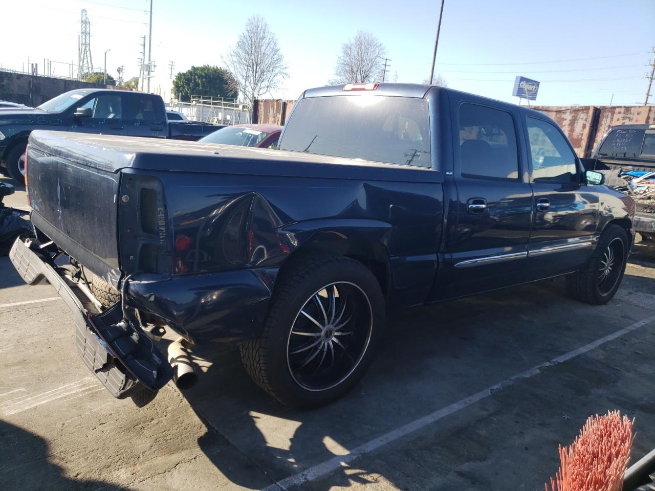 Photo 2 VIN: 2GTEC13T351126597 - GMC SIERRA 