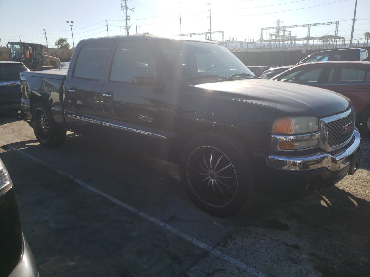 Photo 3 VIN: 2GTEC13T351126597 - GMC SIERRA 